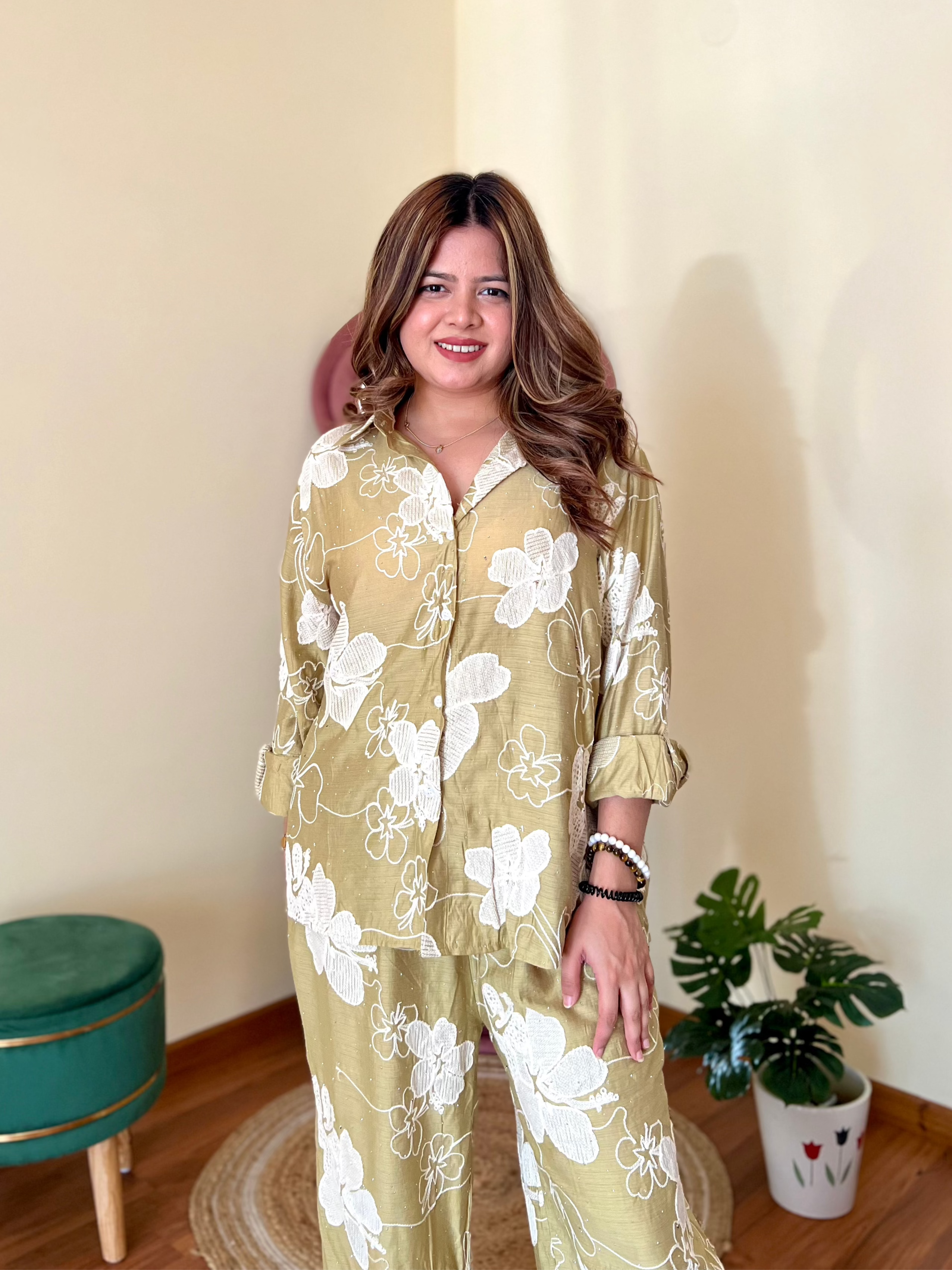 CUPCAKE EMBROIDERED COORD