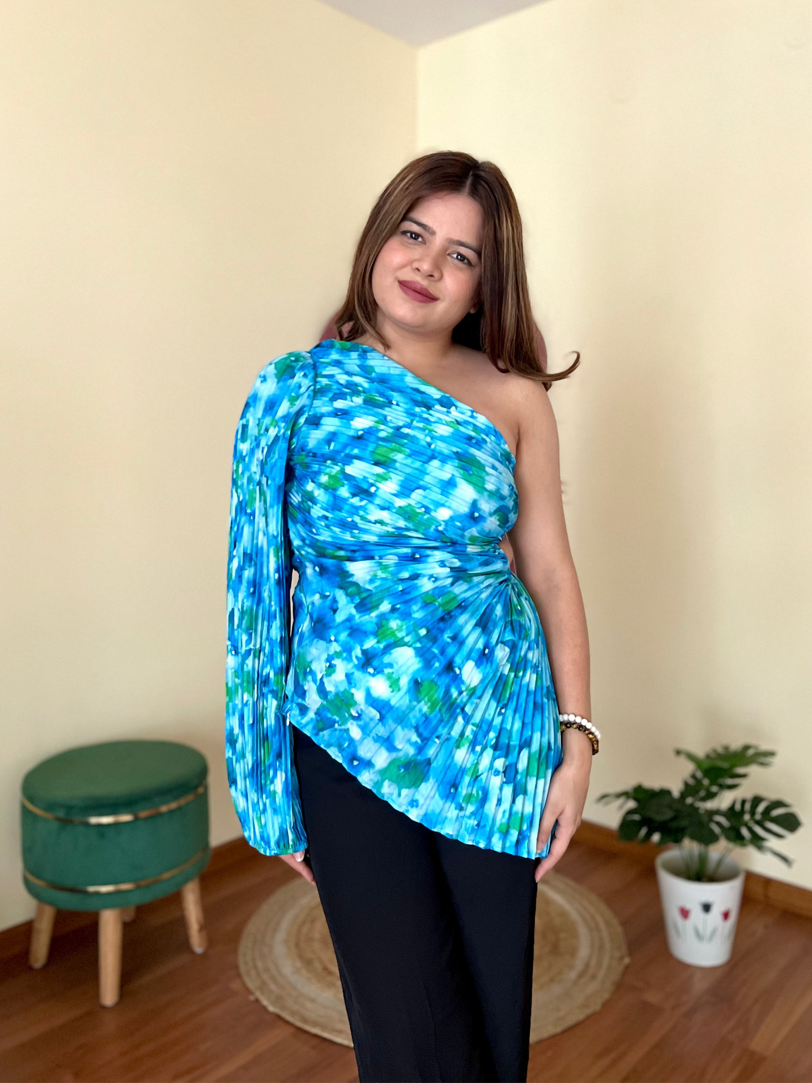 BRIE PLEATED TOP