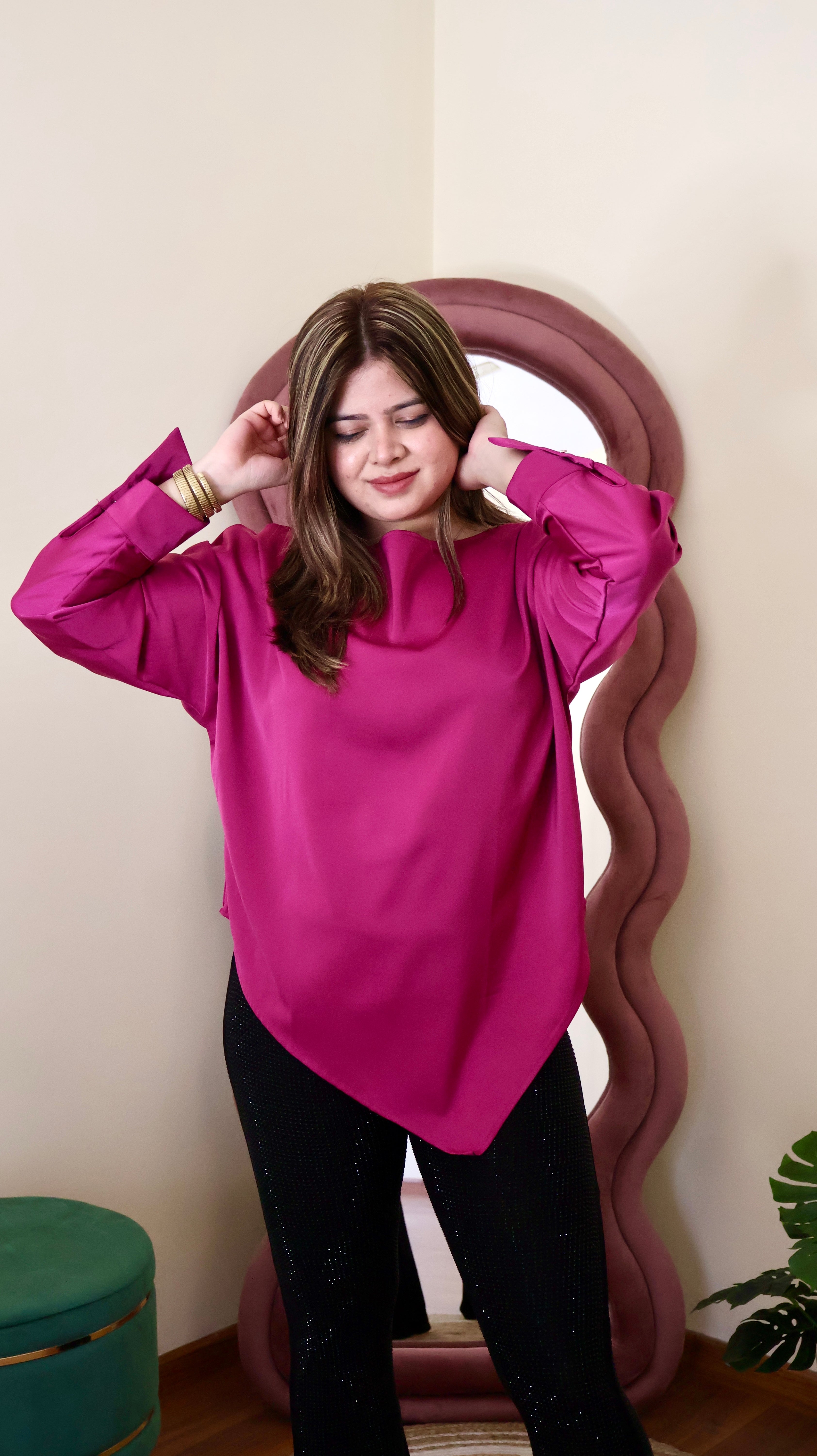 BETTY 1 SHOULDER BELTED TOP