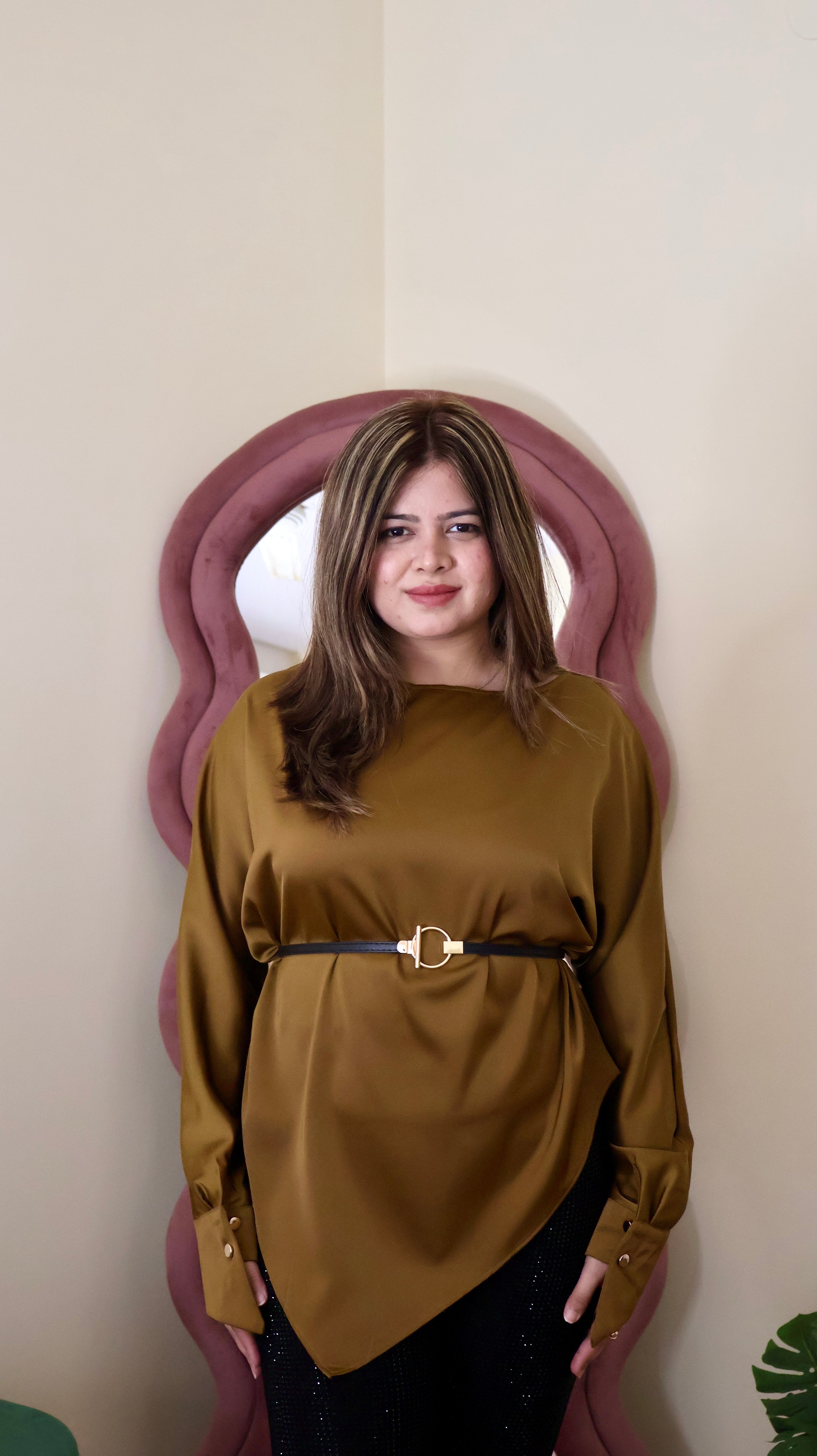 BETTY 1 SHOULDER BELTED TOP