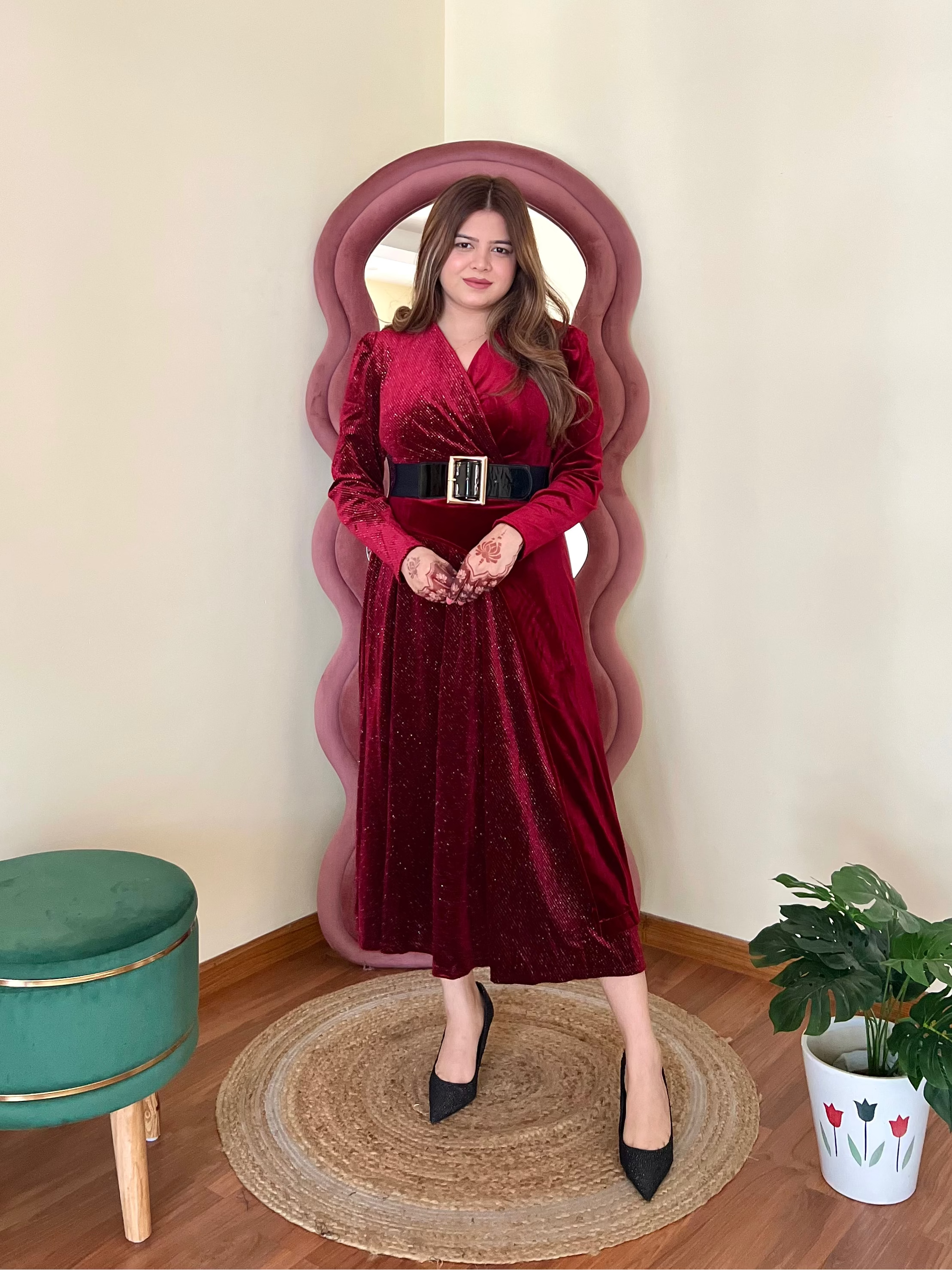 SHYLA VELVET DRESS