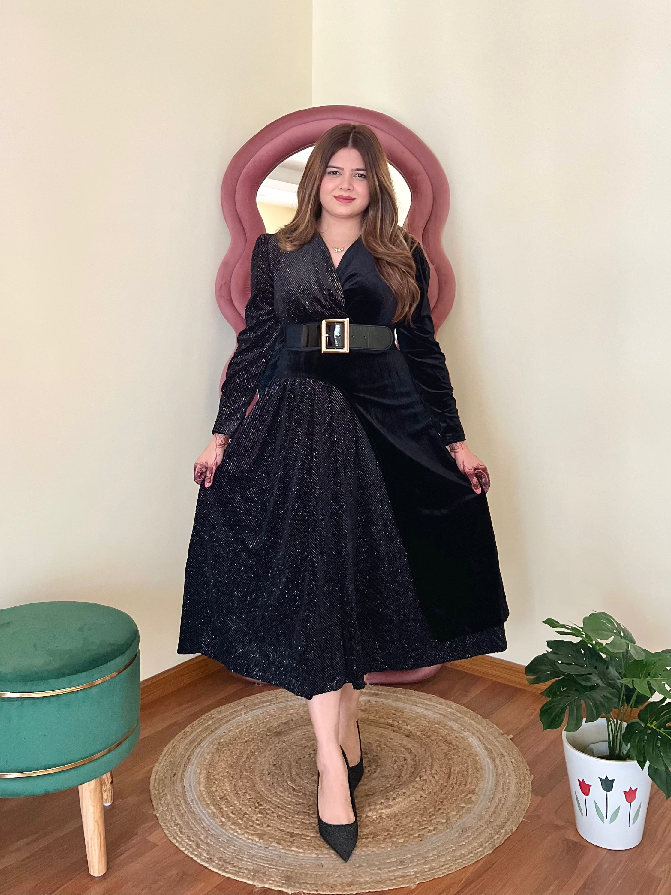 SHYLA VELVET DRESS