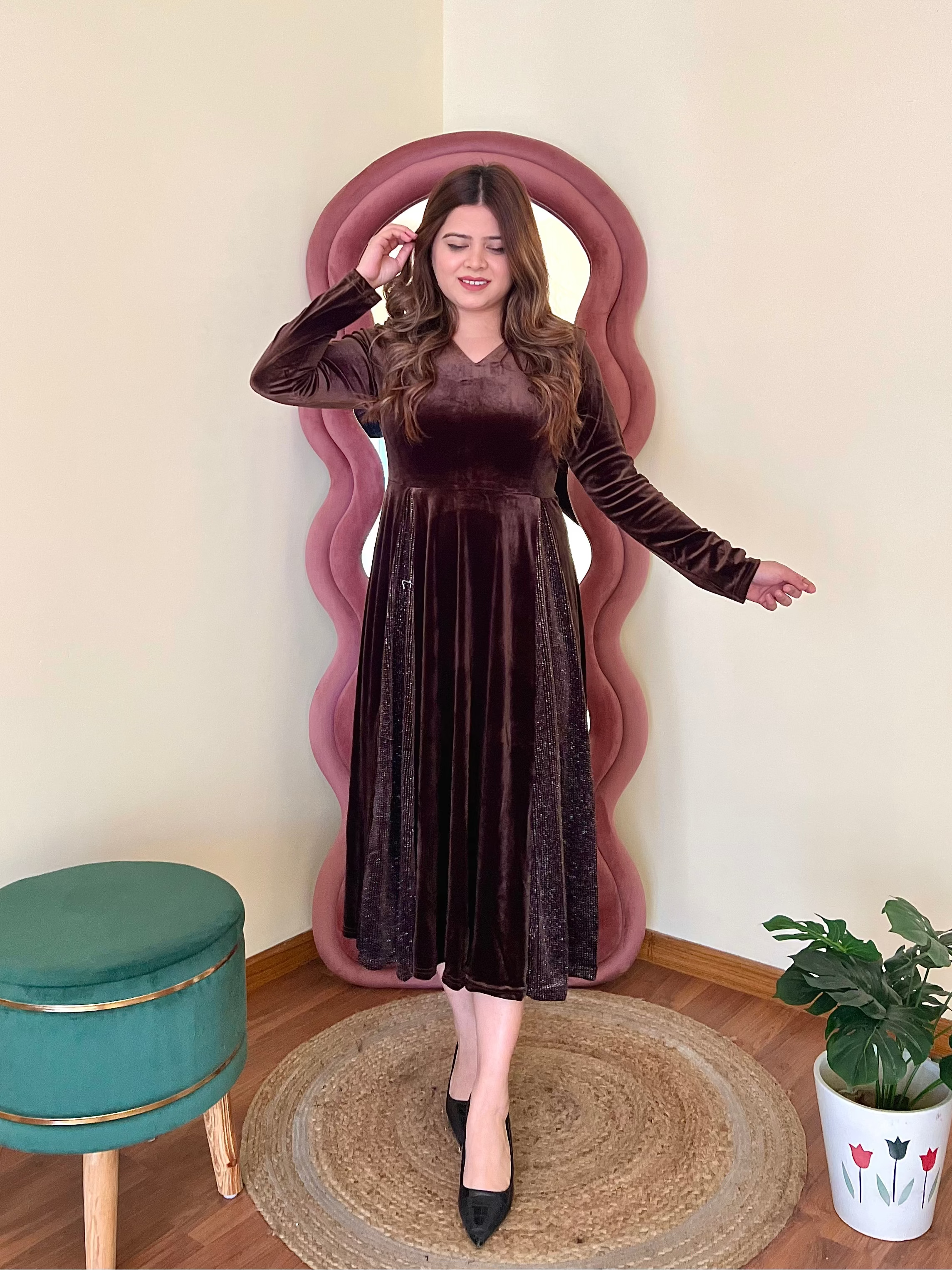 NEXA VELVET DRESS