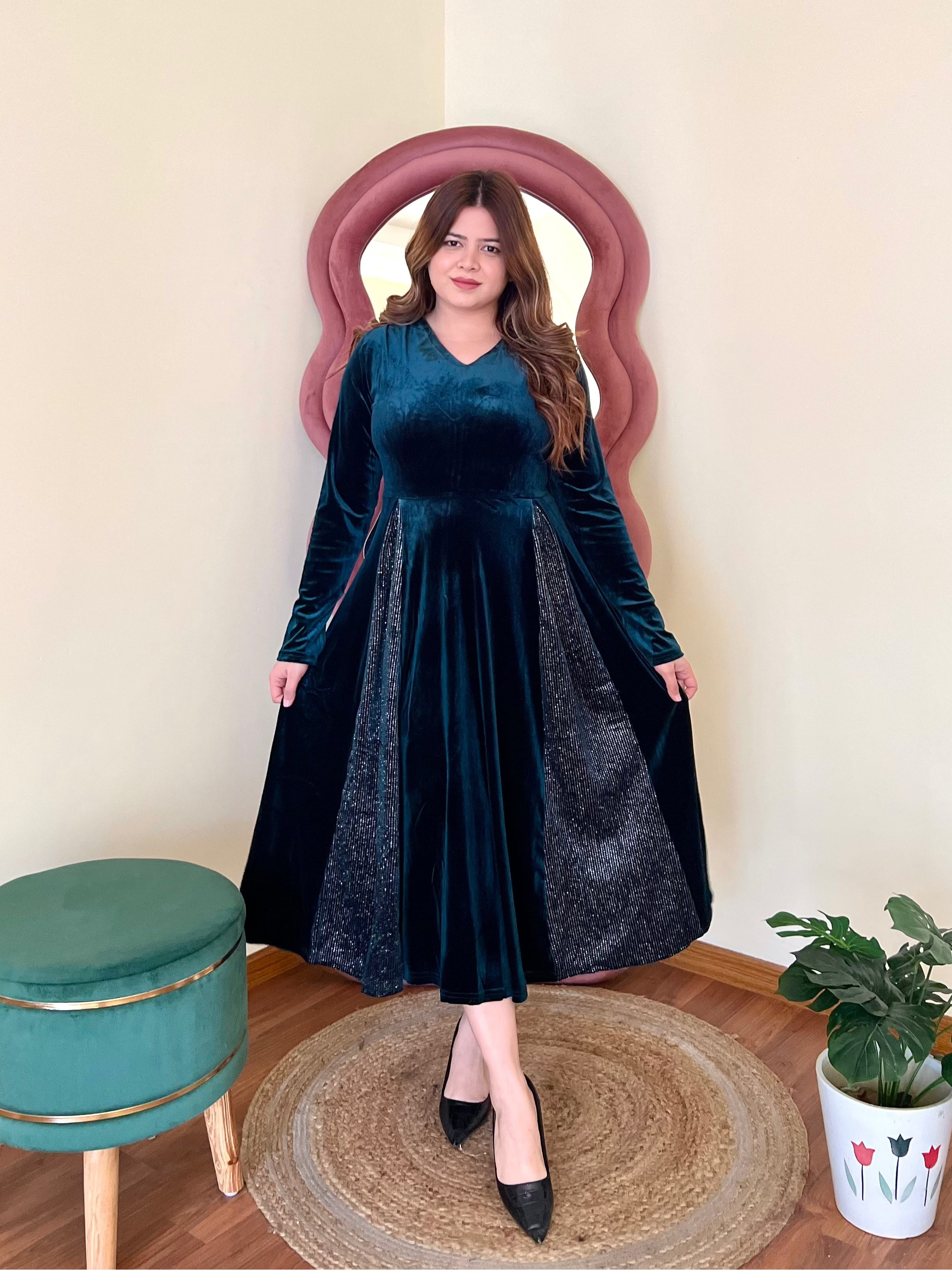NEXA VELVET DRESS