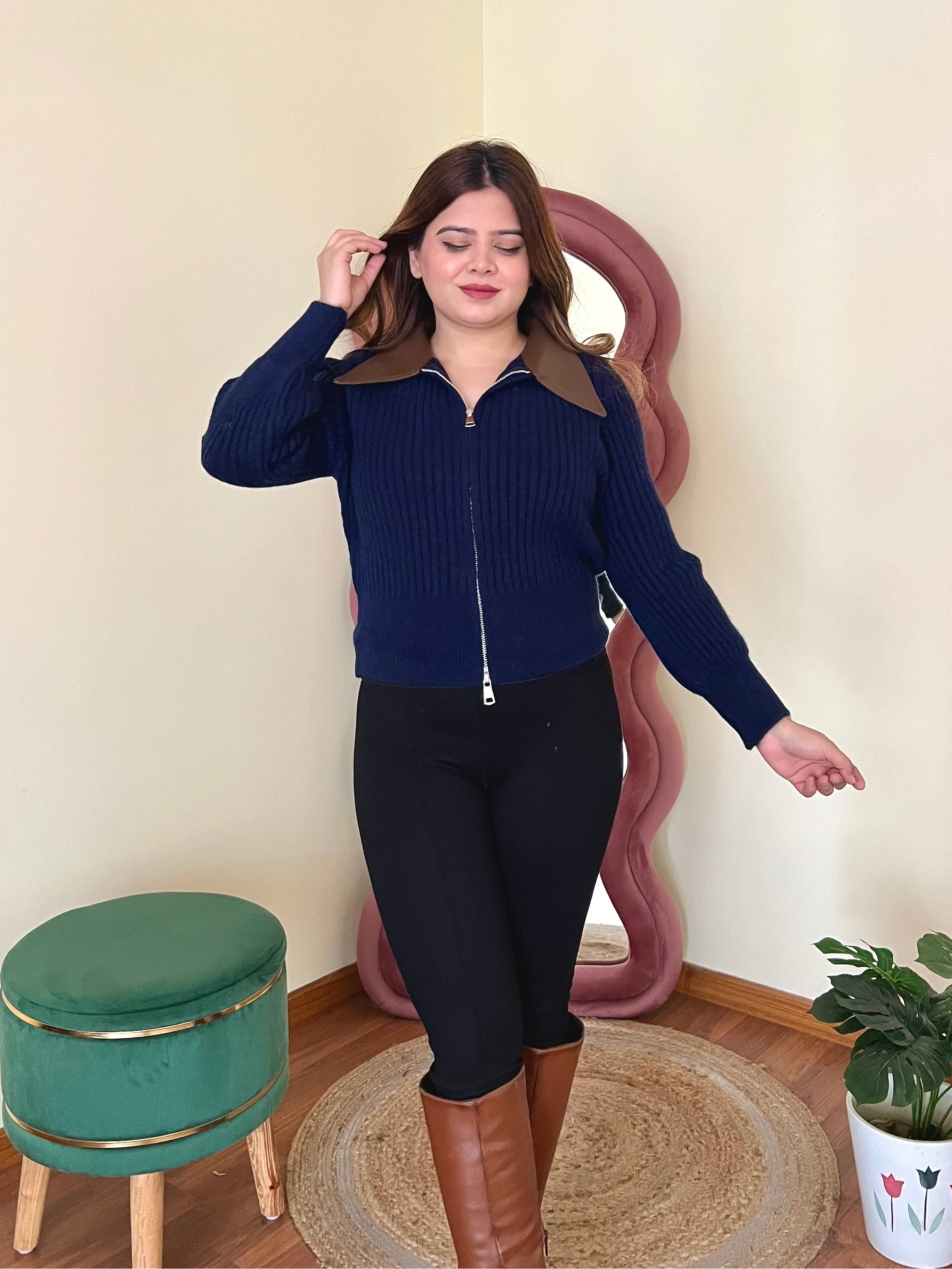 RAHA COLLERED ZIPPER SWEATER