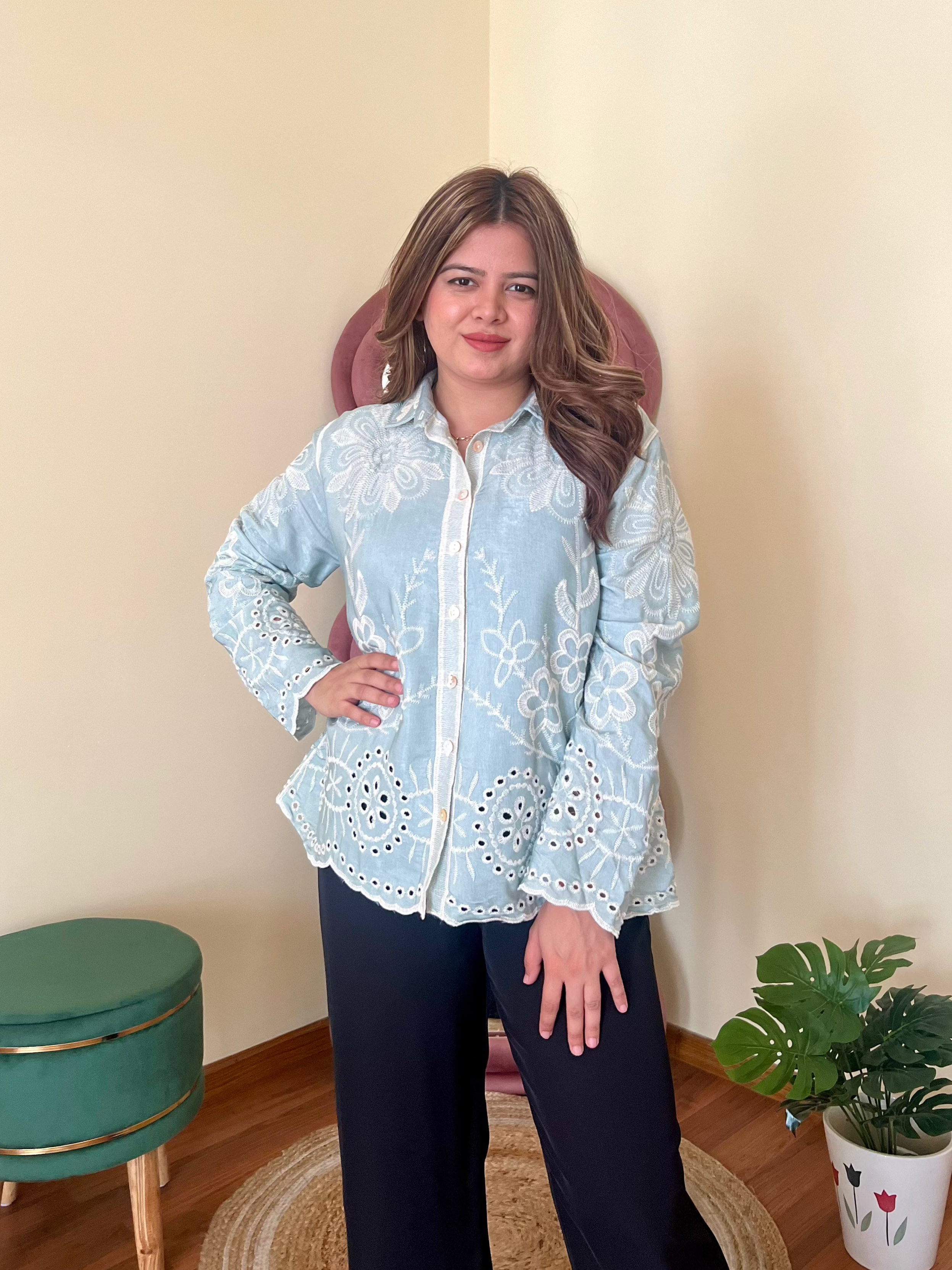 SKYE THREADWORK SHIRT