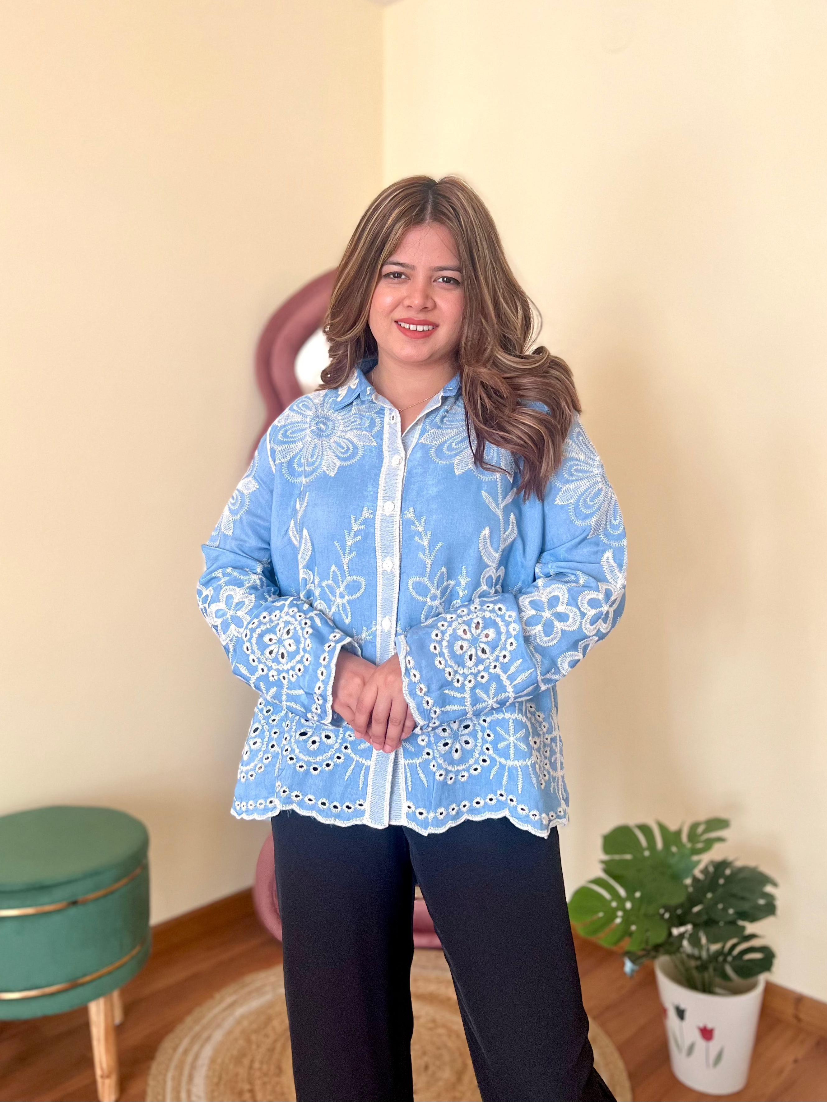 SKYE THREADWORK SHIRT