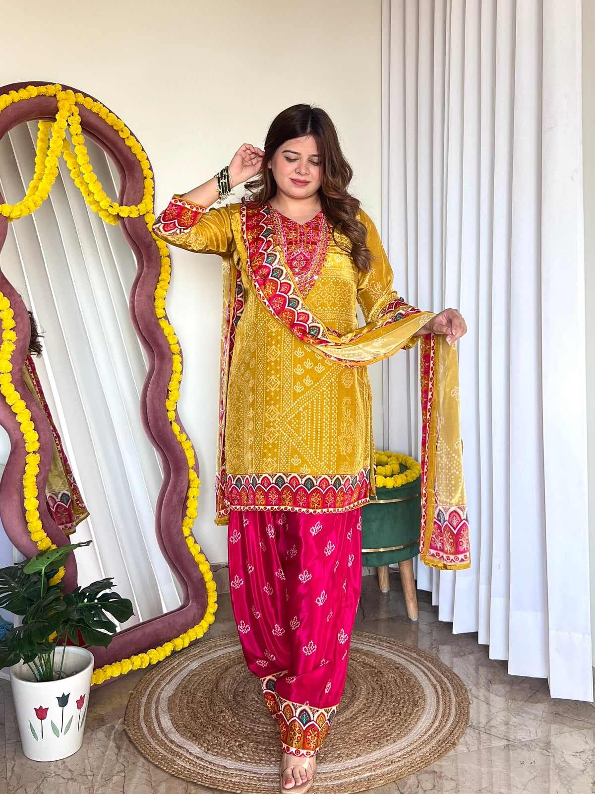 ASEES CREPE SUIT