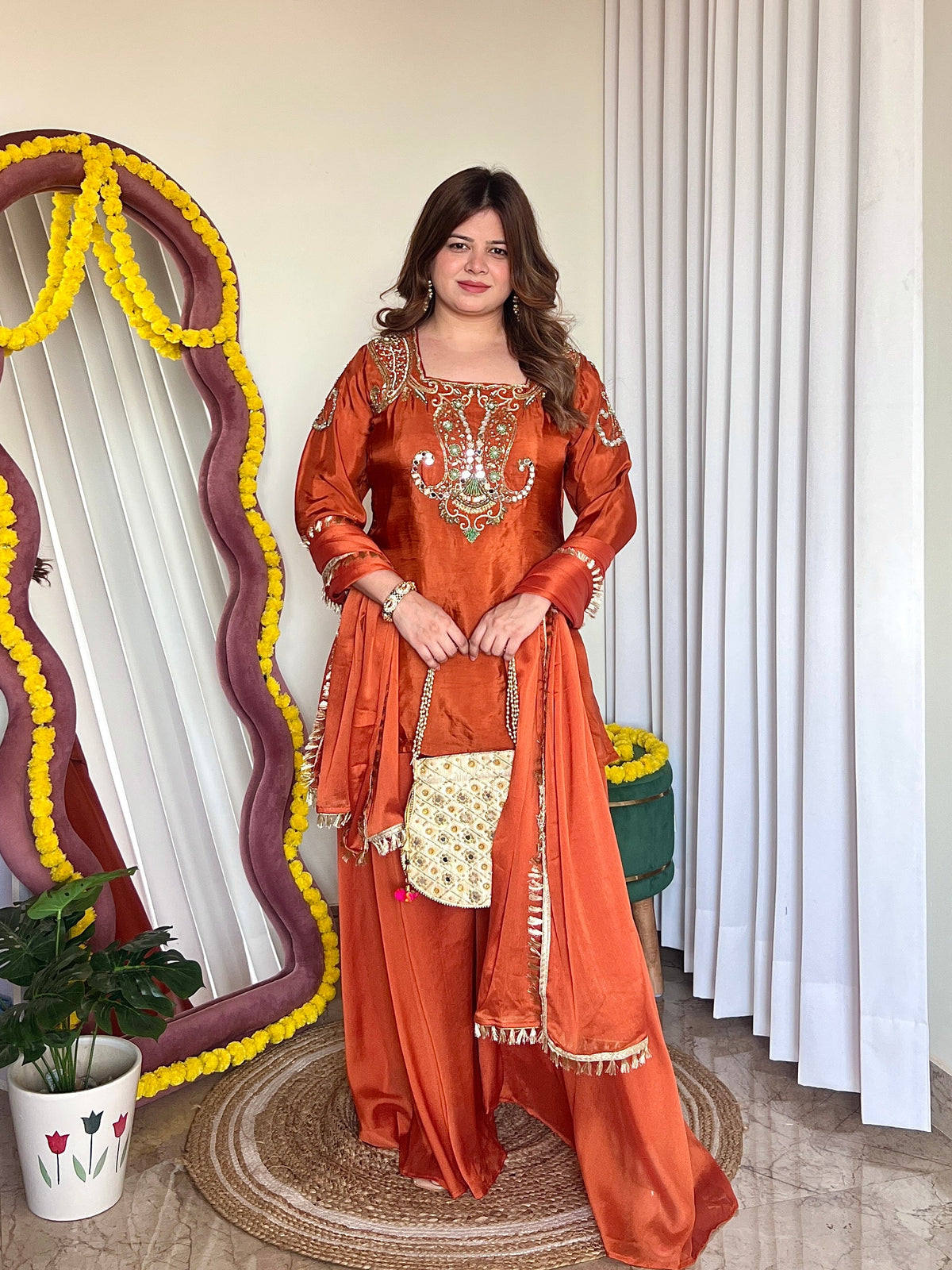 PATOLA 4PC SUIT