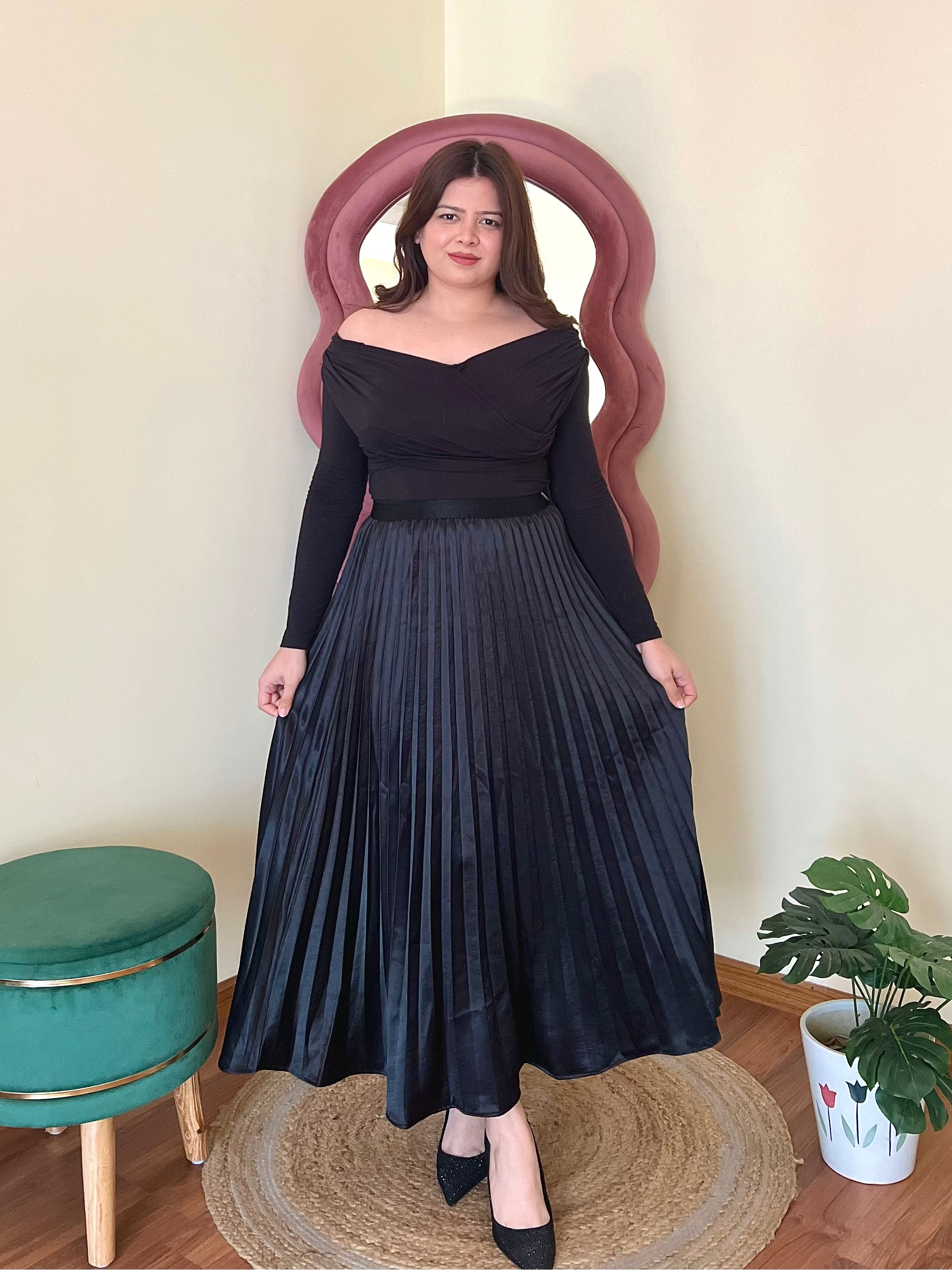 DORA PLEATED SKIRT