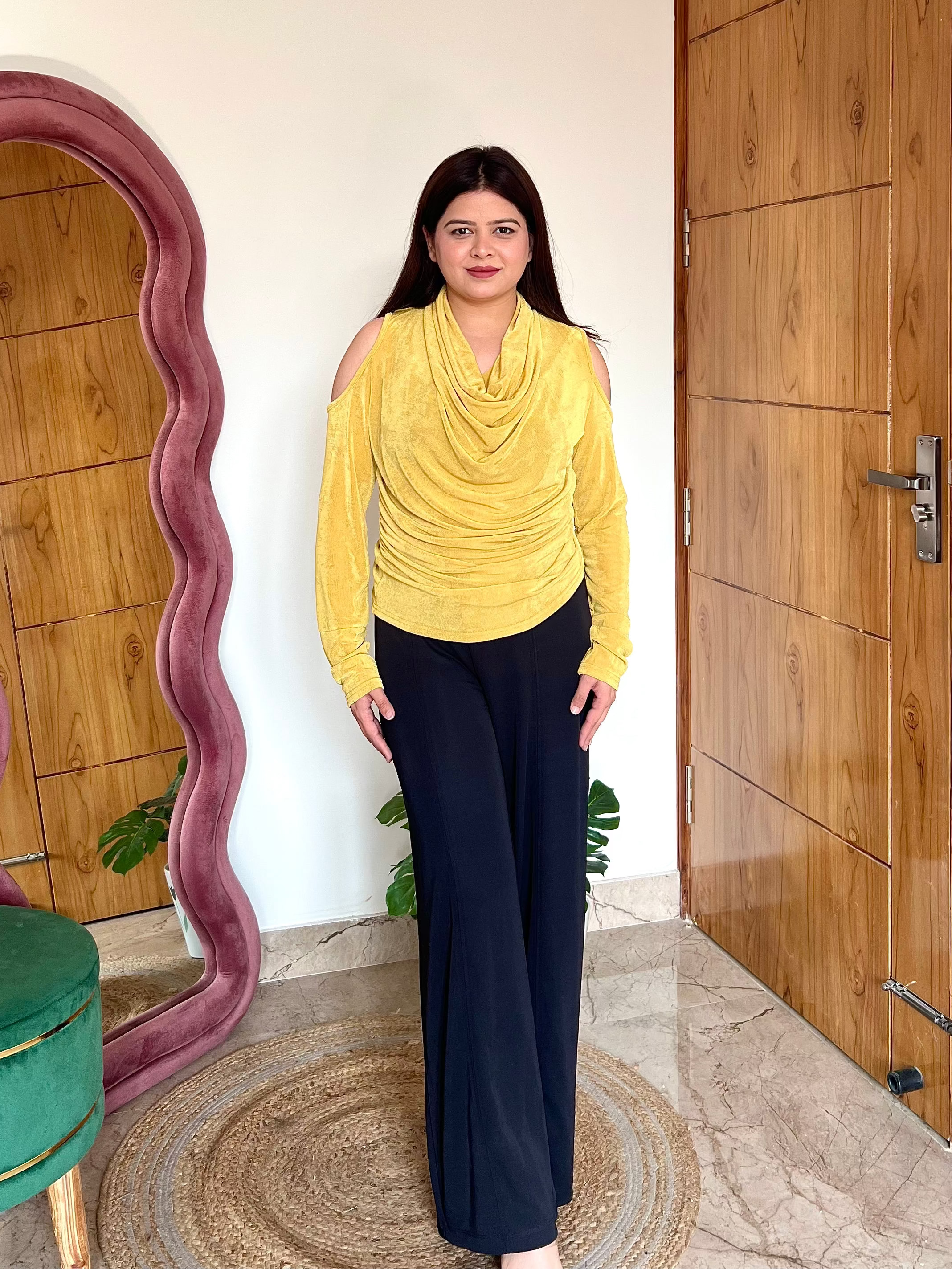 MILES COLD SHOUDER TOP