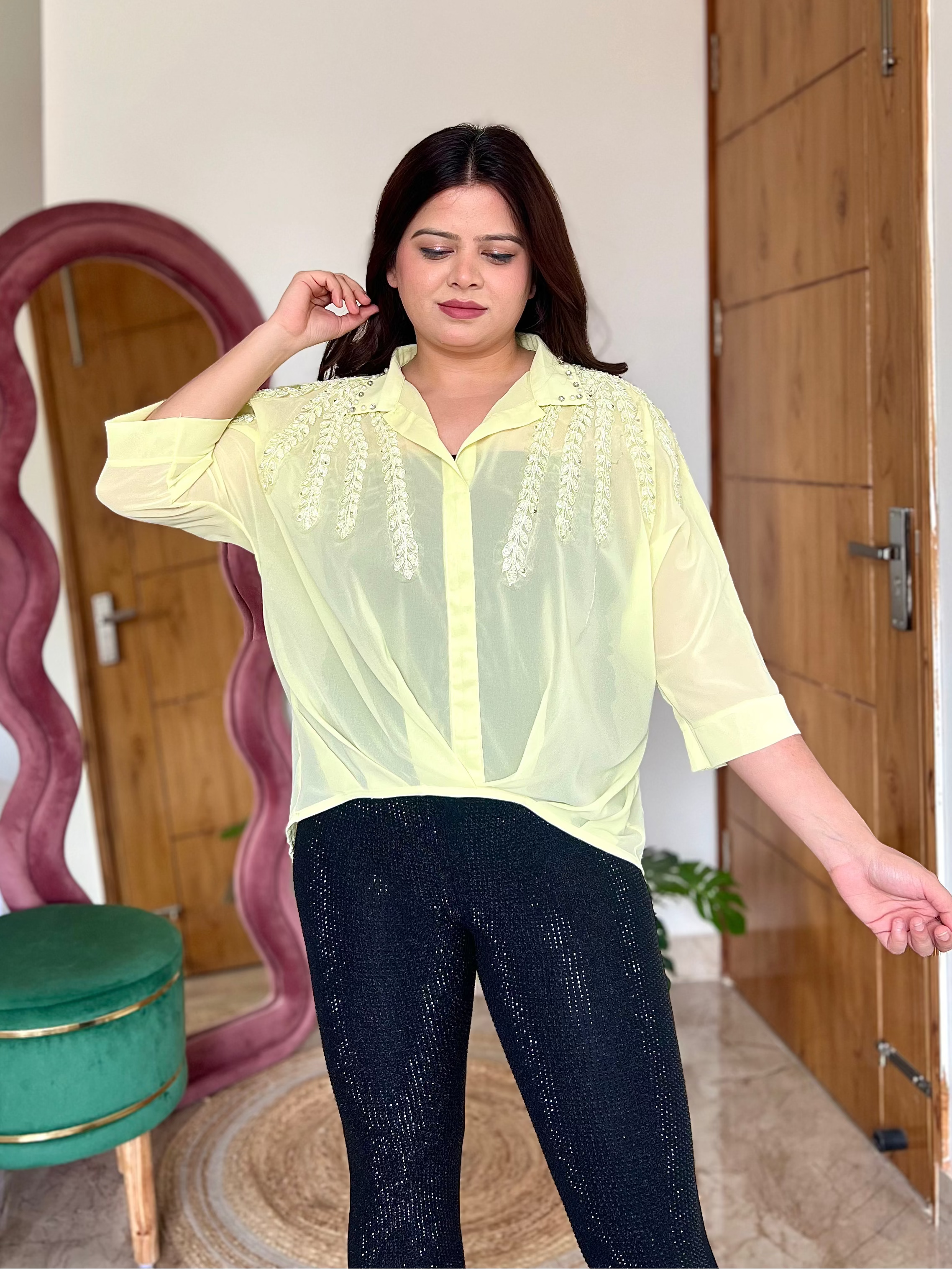 CORA EMBROIDERED TOP
