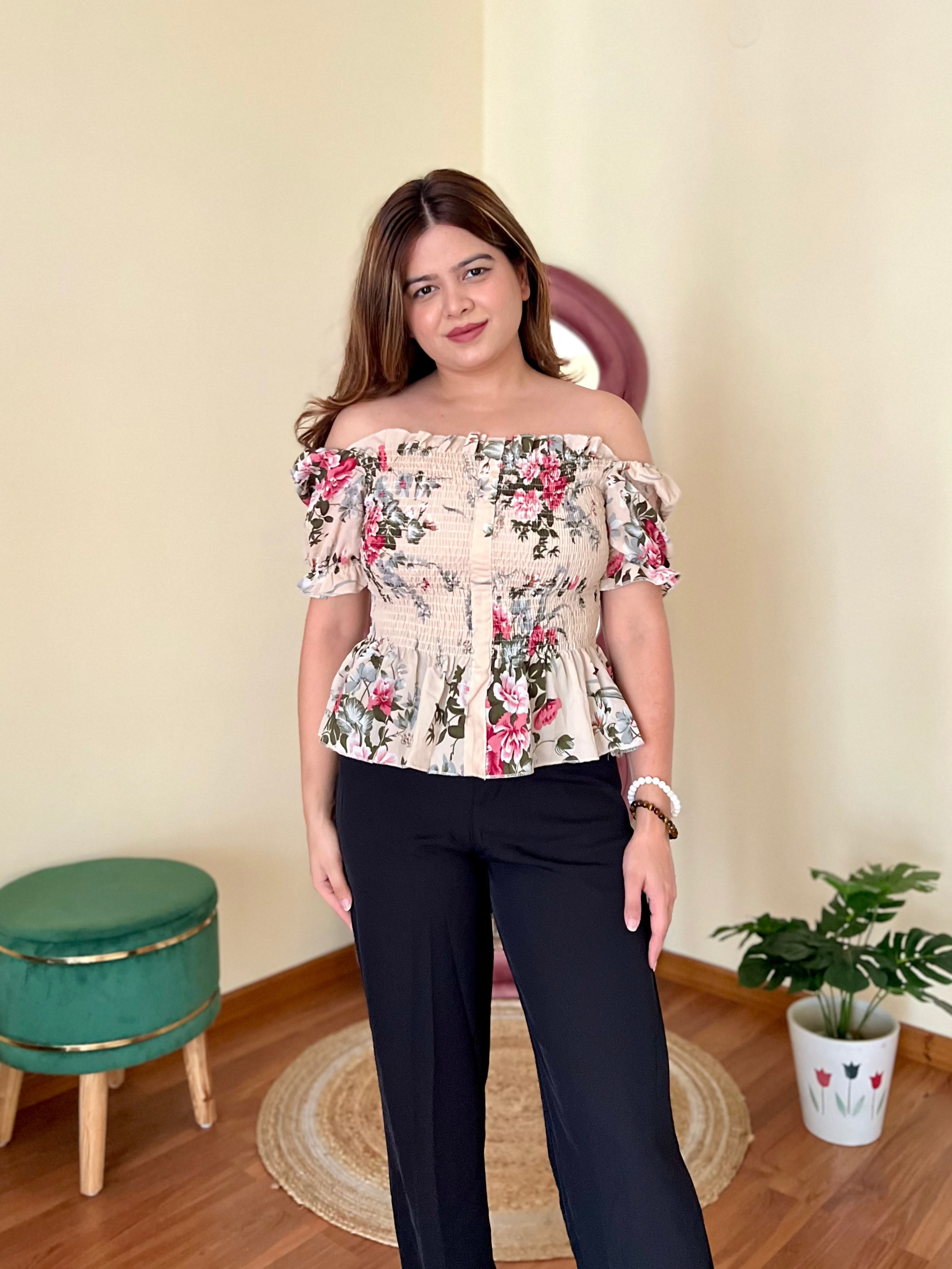 MAYFIELD RUCHED TOP