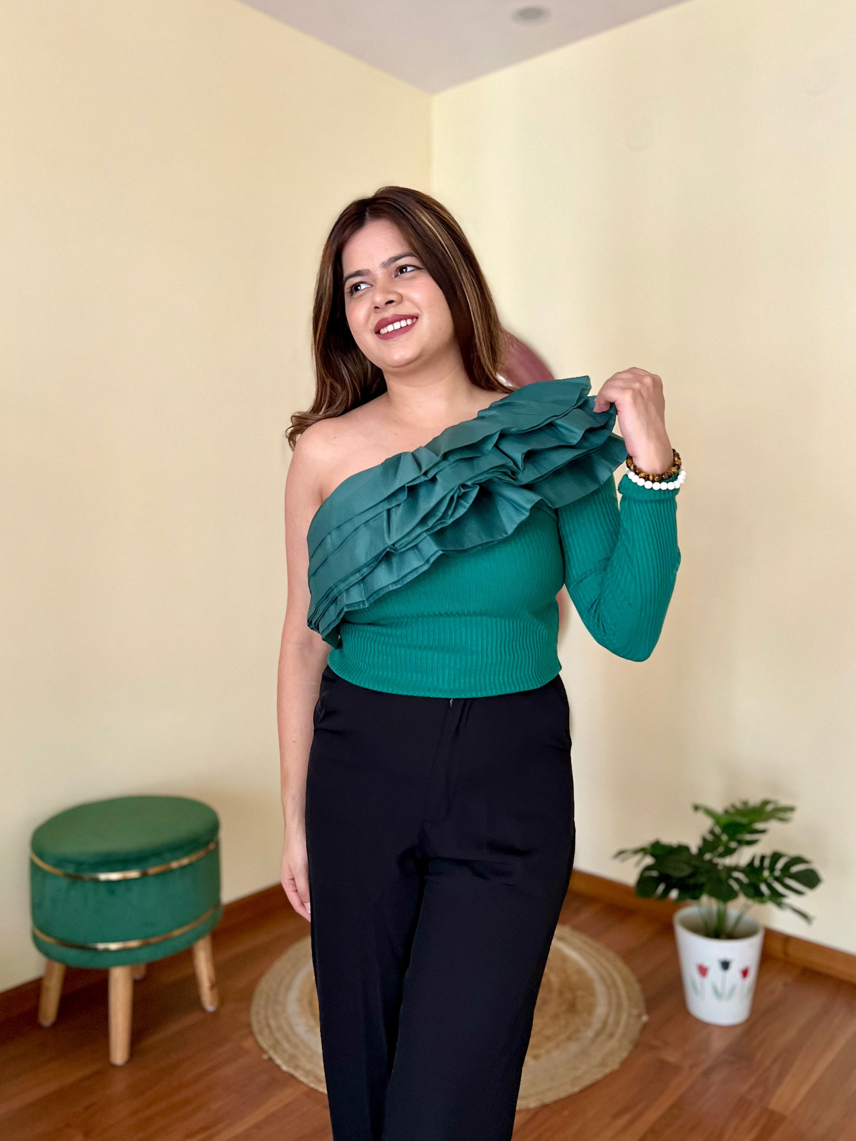 NICOLAS RUFFLE TOP