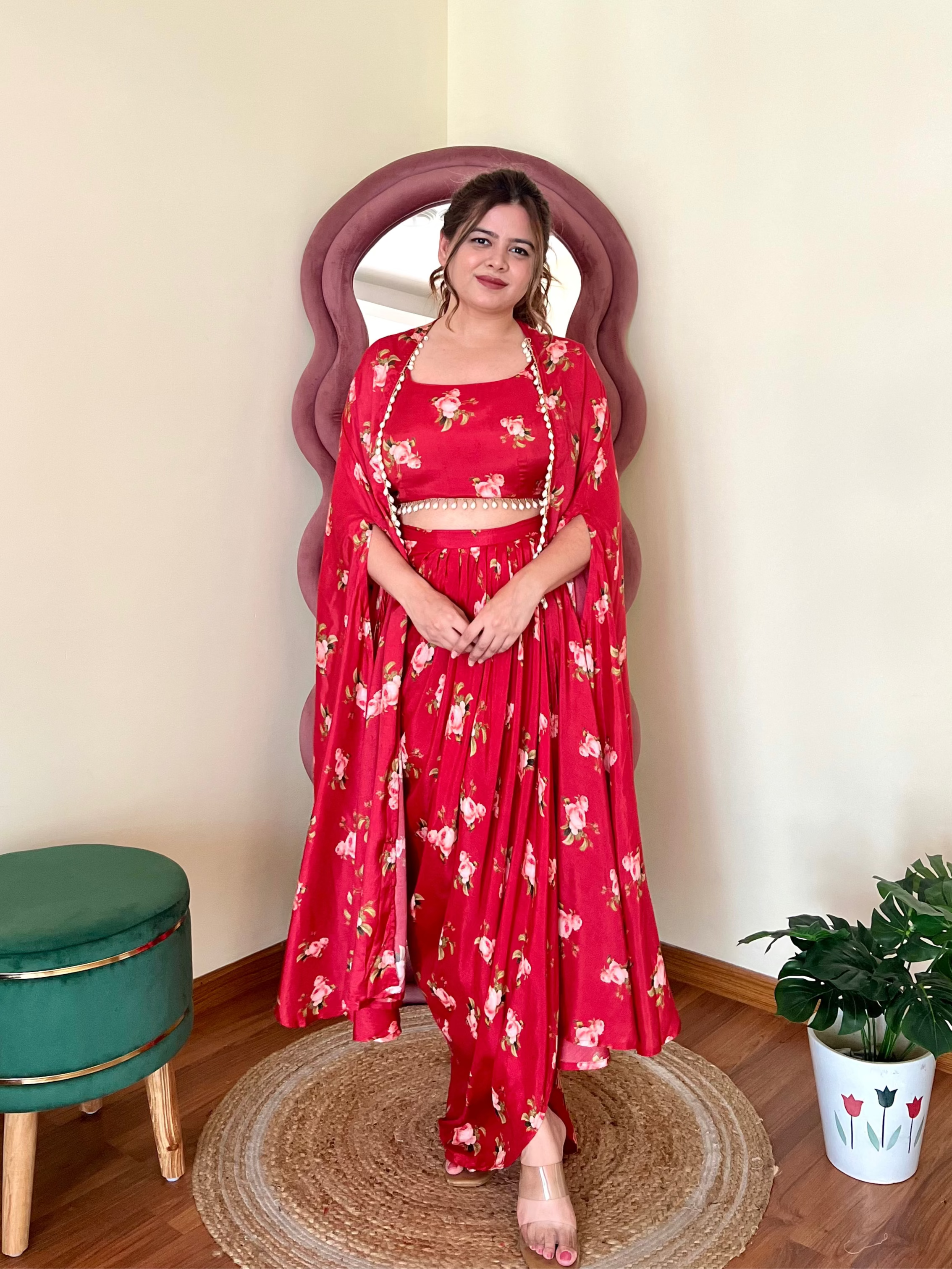 LEELA CAPE SET