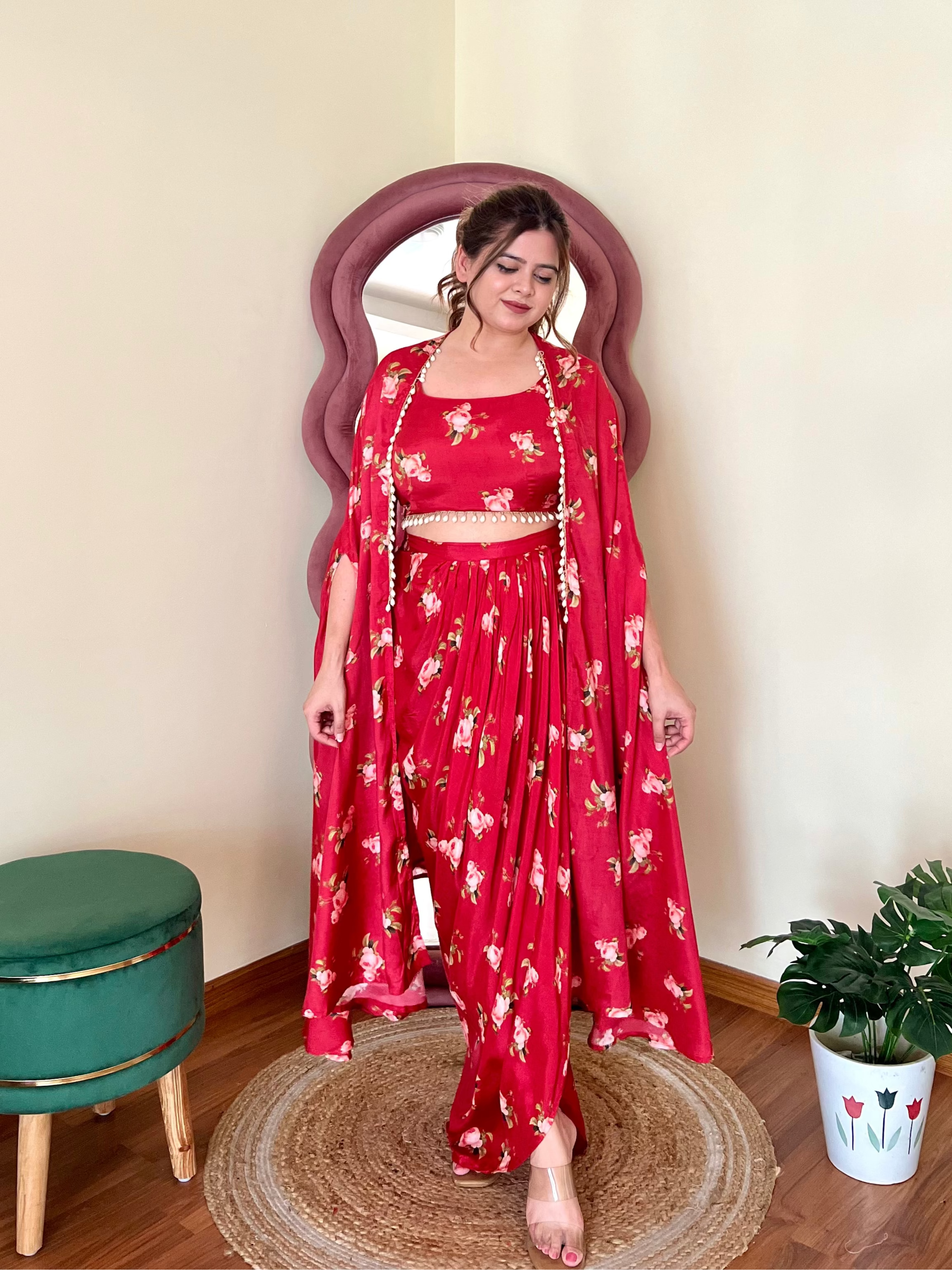 LEELA CAPE SET