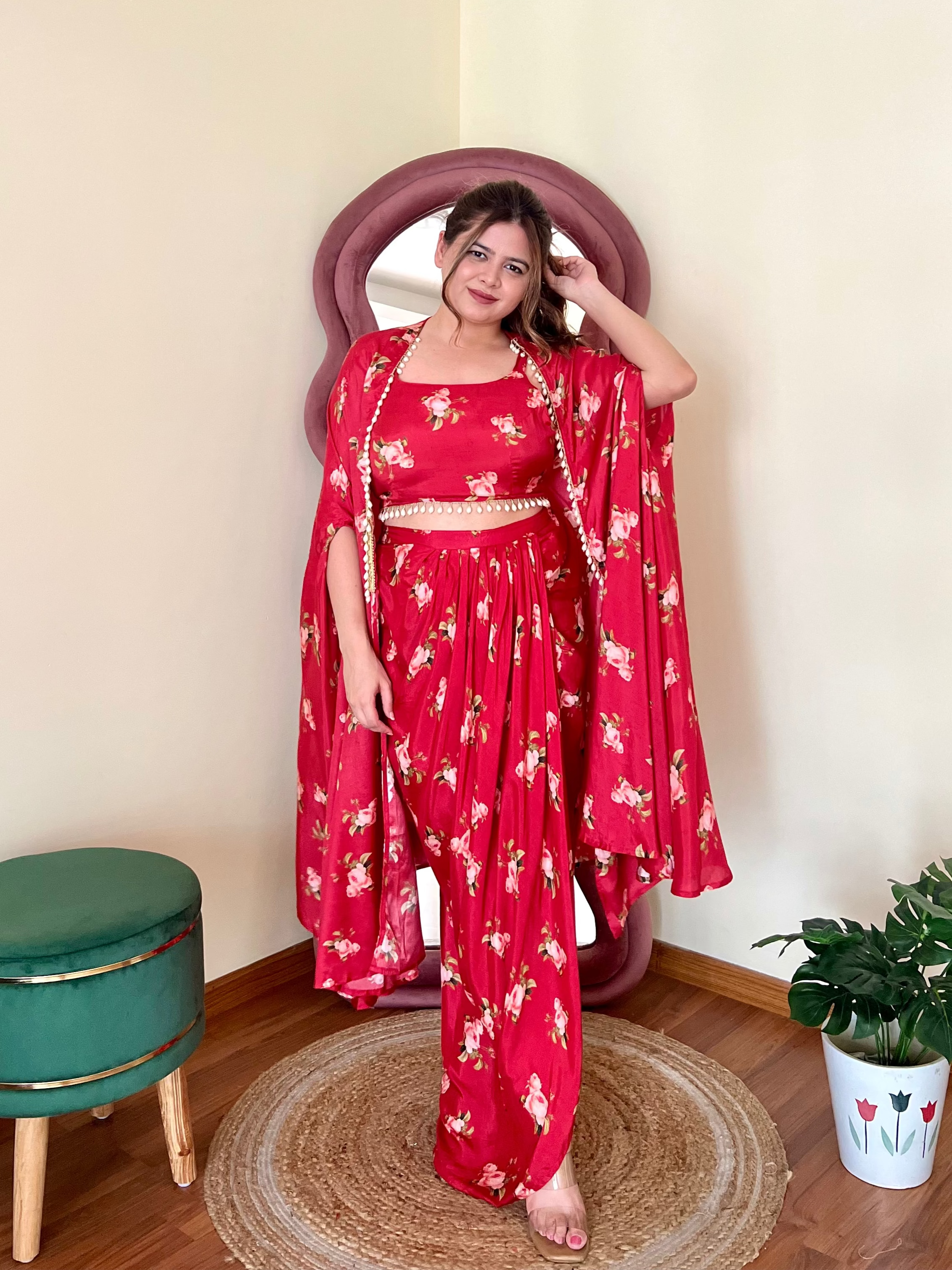 LEELA CAPE SET