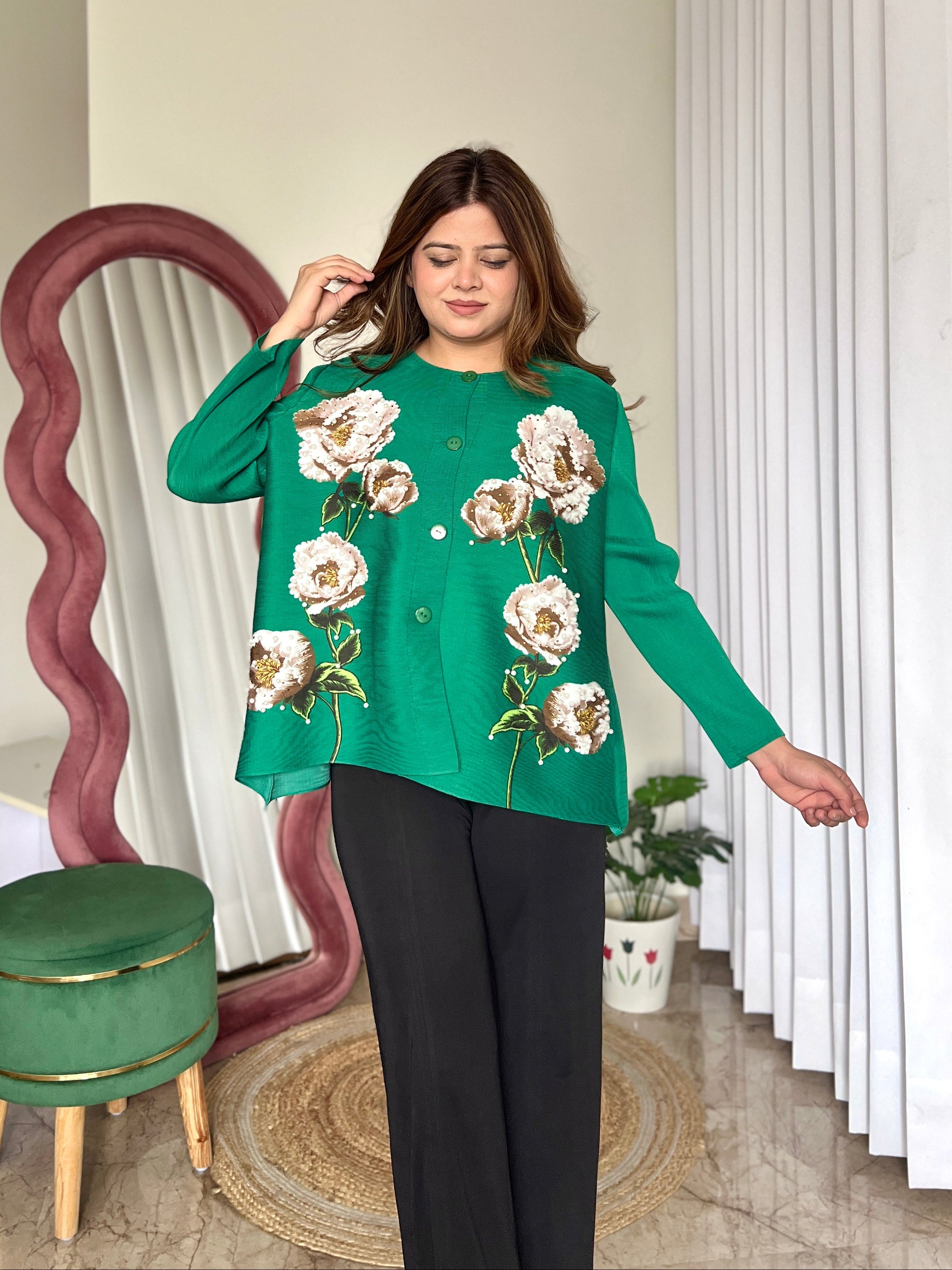 KAI PLEATED TOP