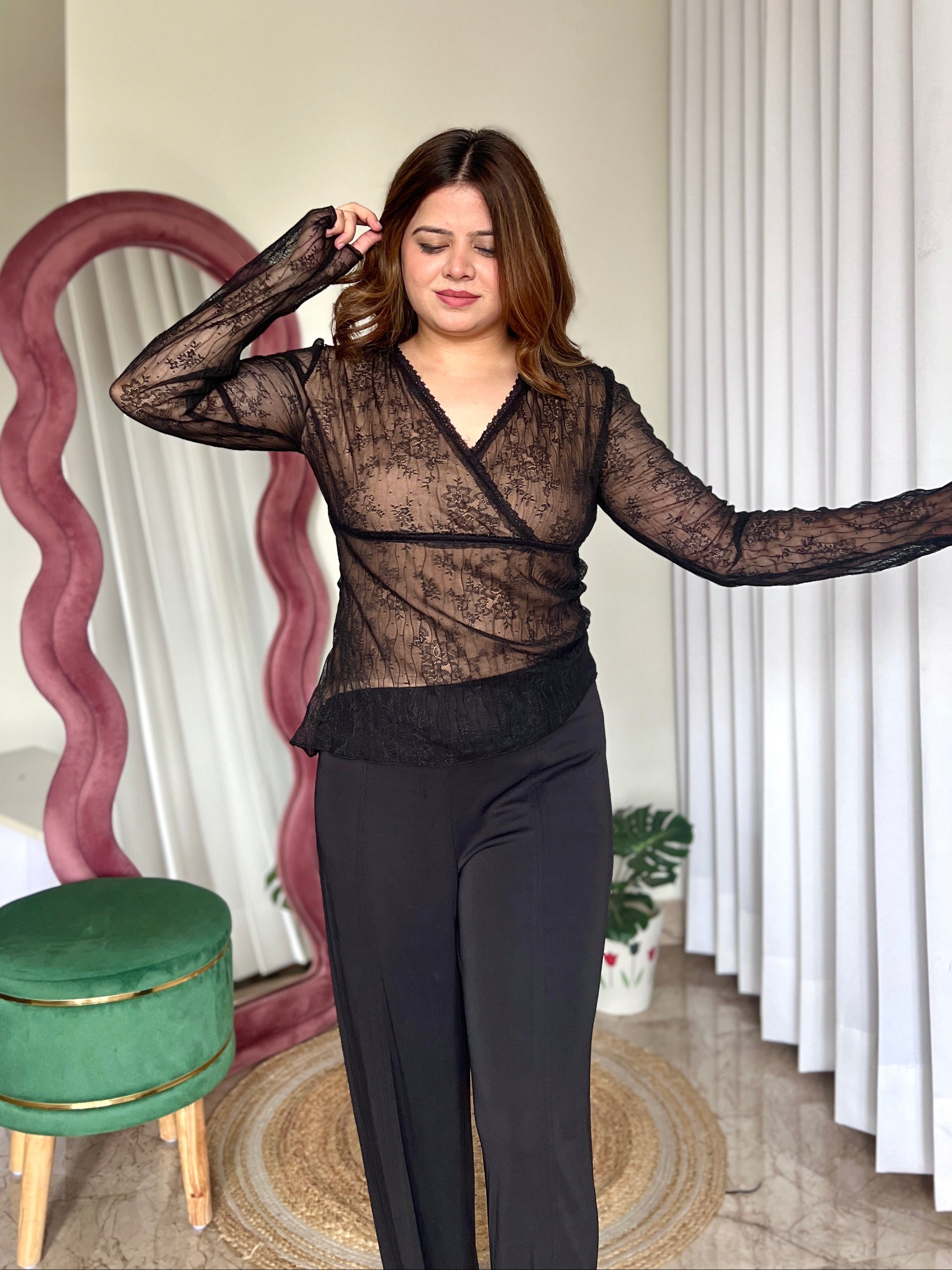 CHUCK LACE TOP