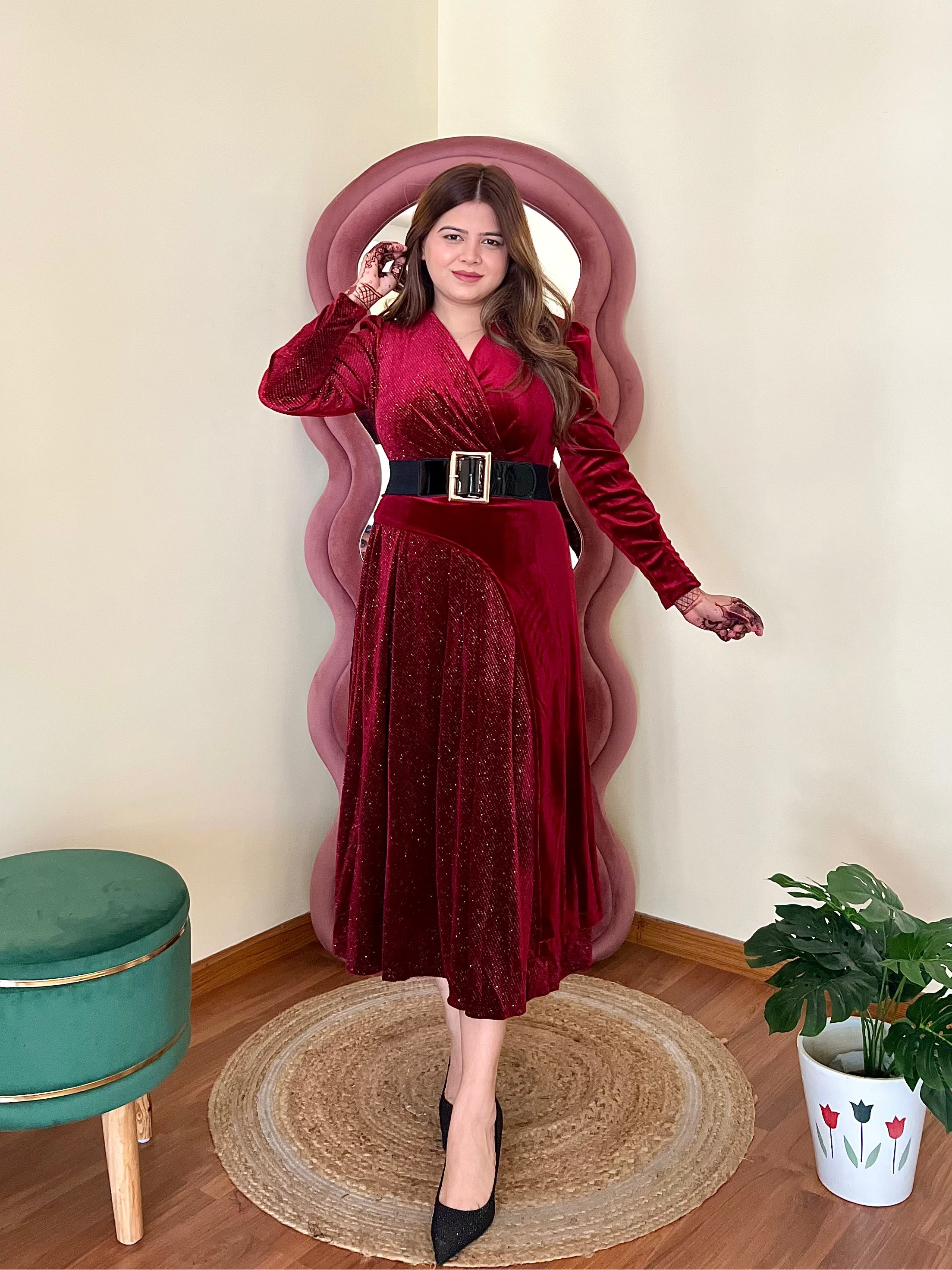 SHYLA VELVET DRESS