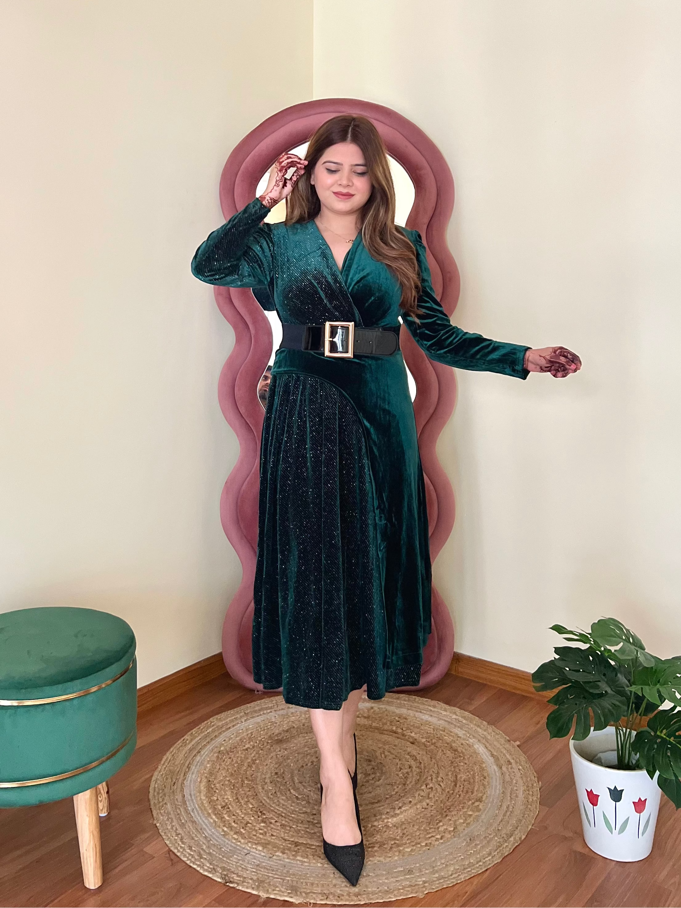 SHYLA VELVET DRESS