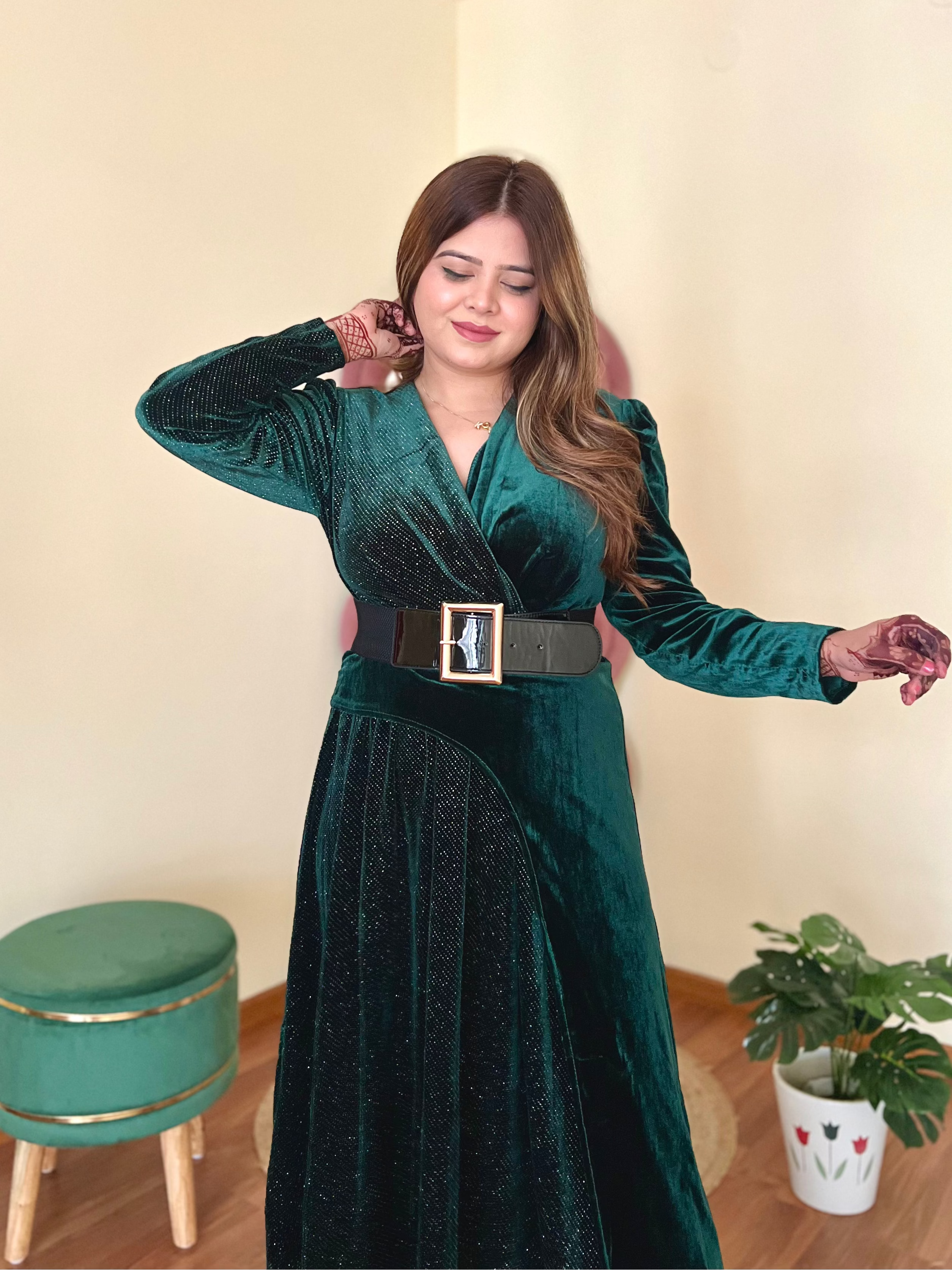 SHYLA VELVET DRESS
