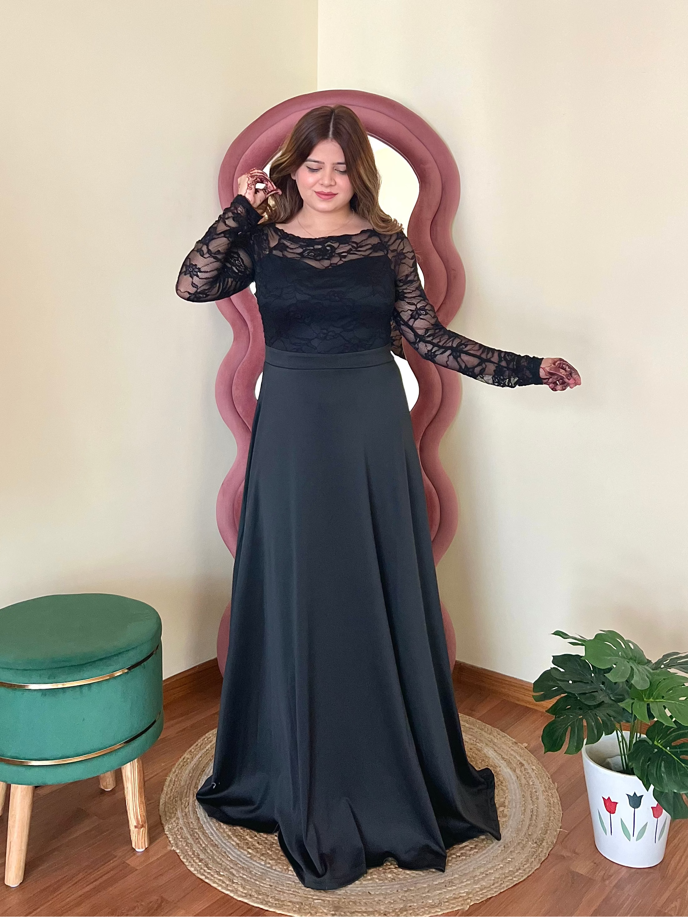 MABEL LACE GOWN