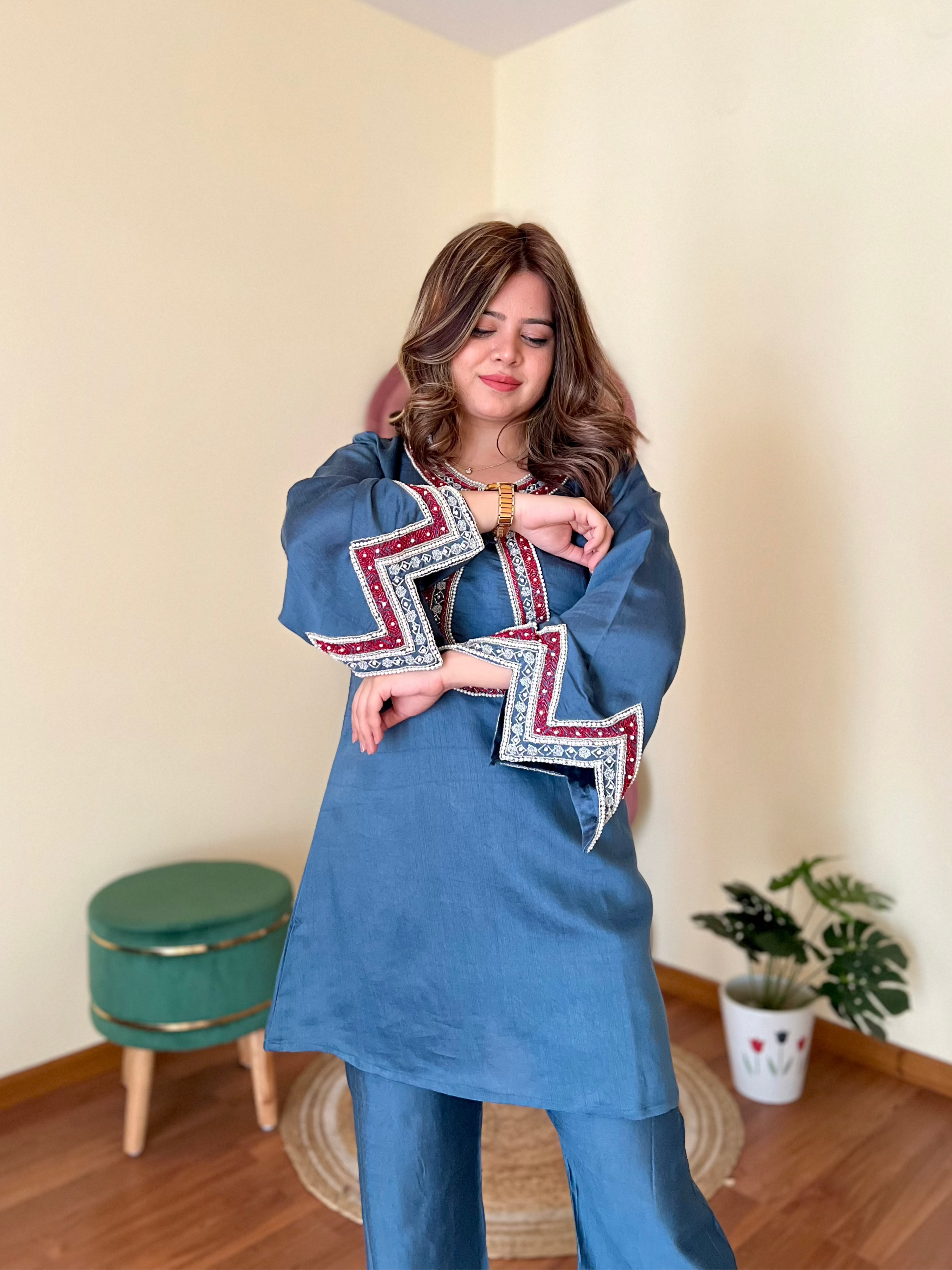 BINDI COORD