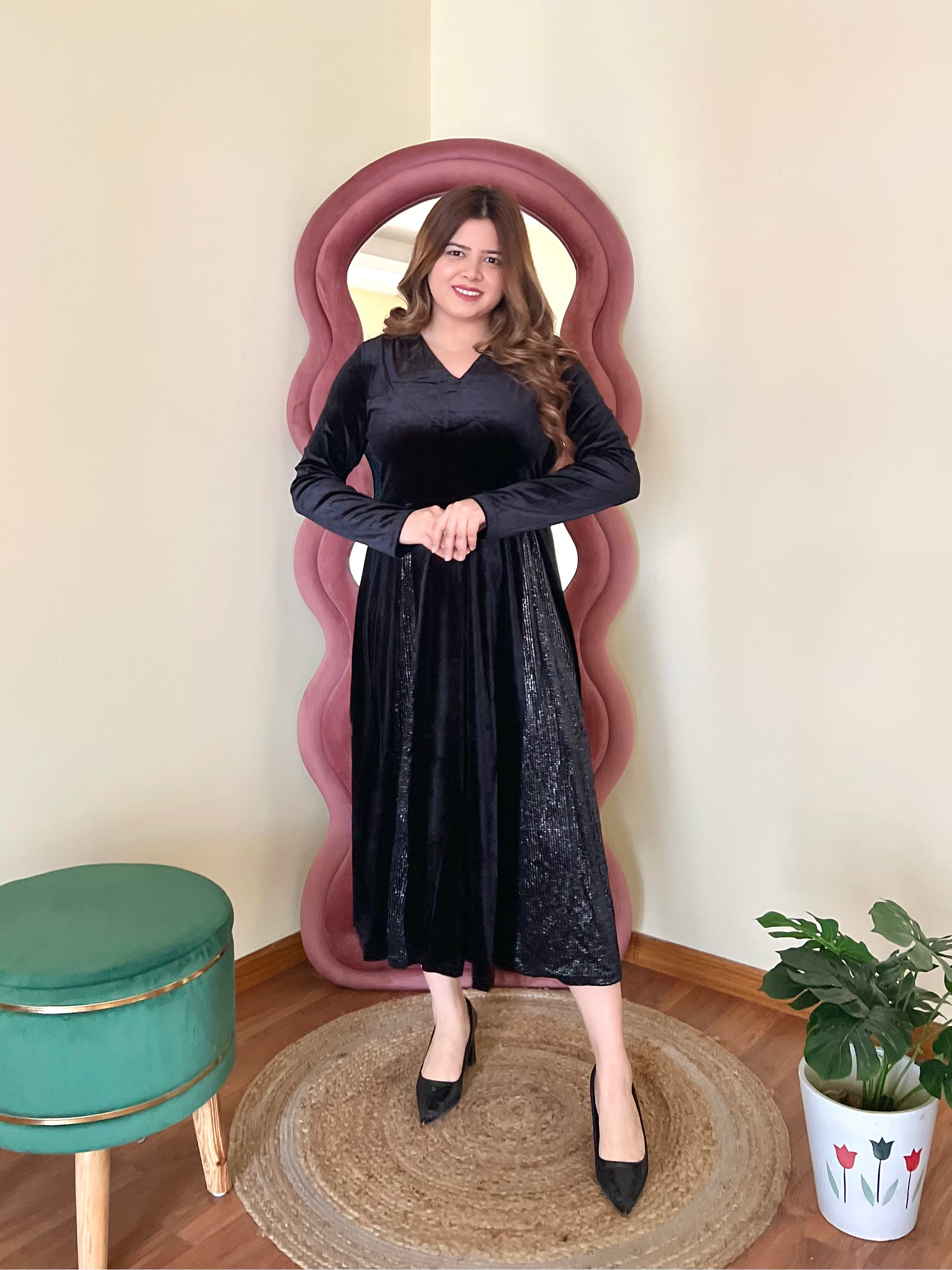 NEXA VELVET DRESS