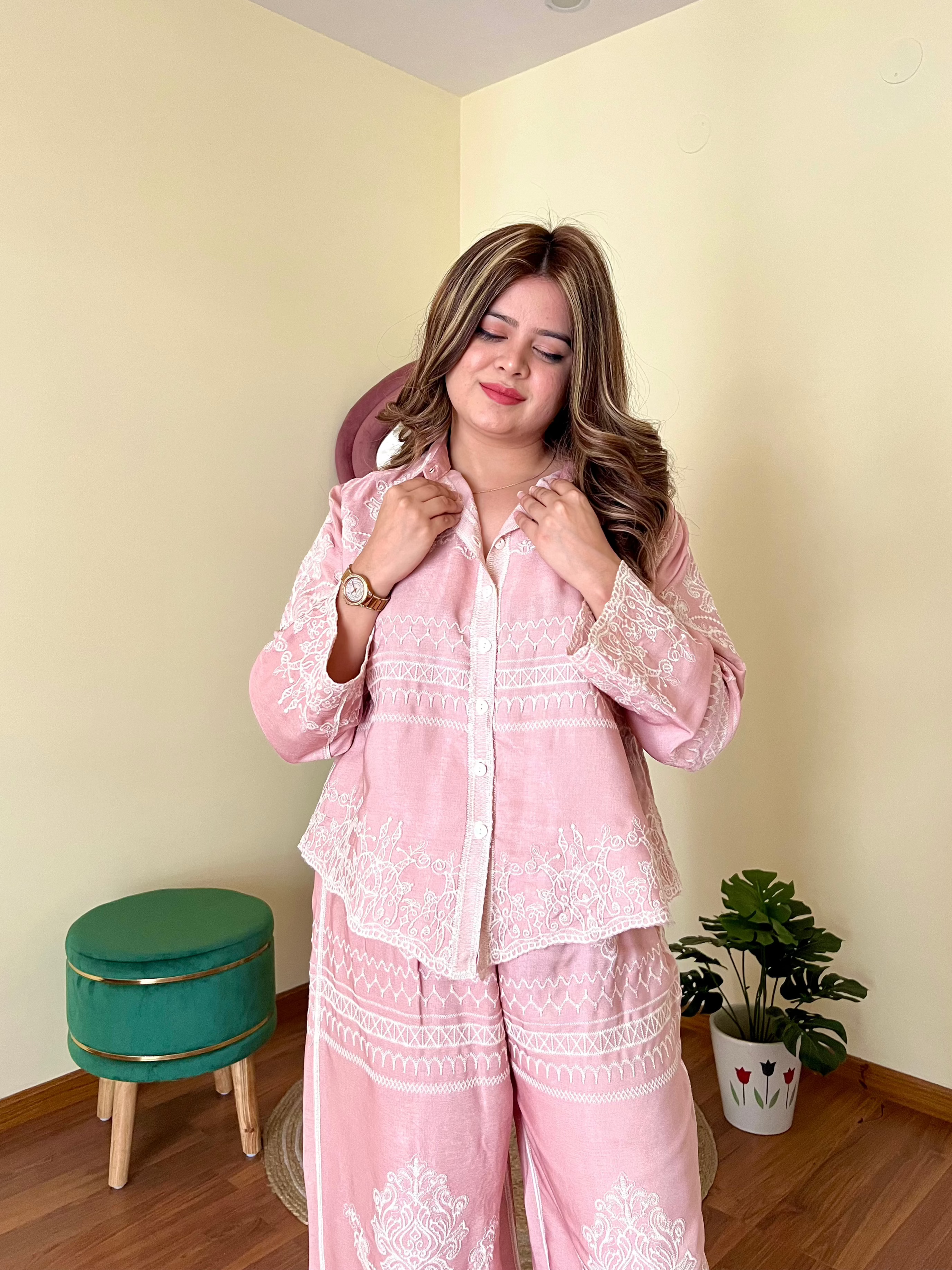 FROSTY EMBROIDERED COORD