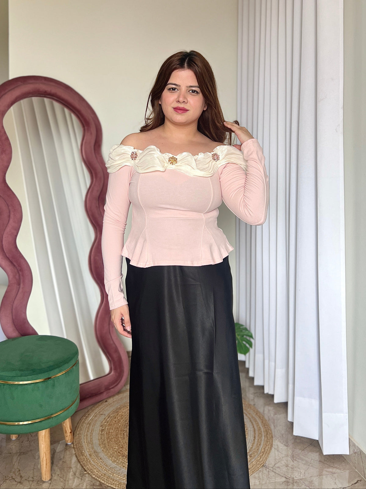 TOLLY OFF SHOLDER TOP