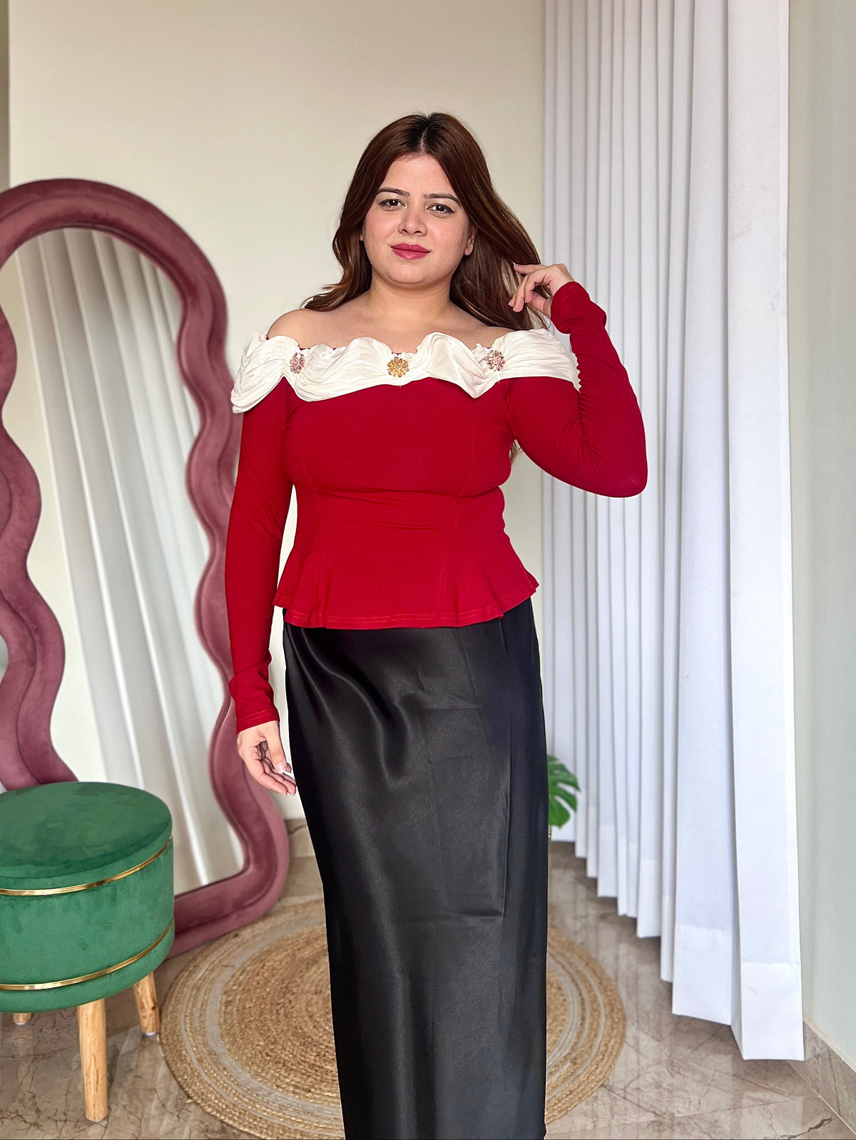 TOLLY OFF SHOLDER TOP