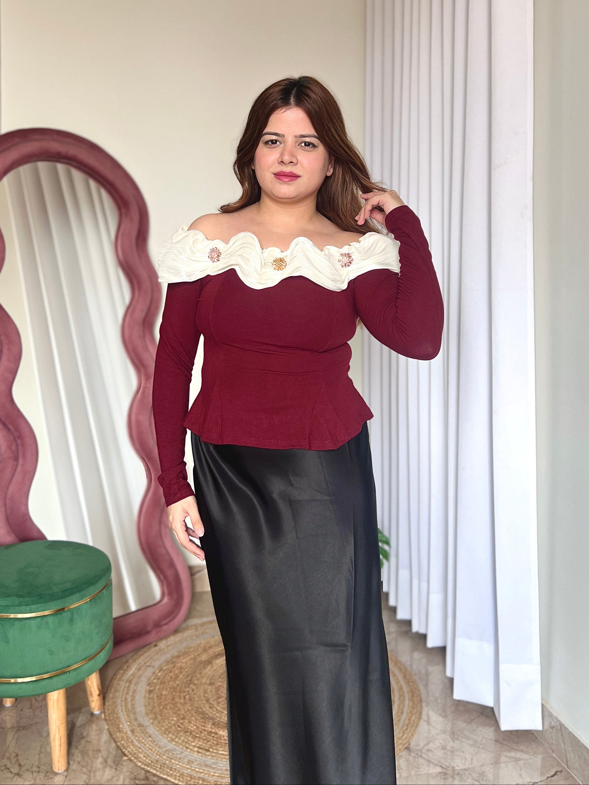 TOLLY OFF SHOLDER TOP
