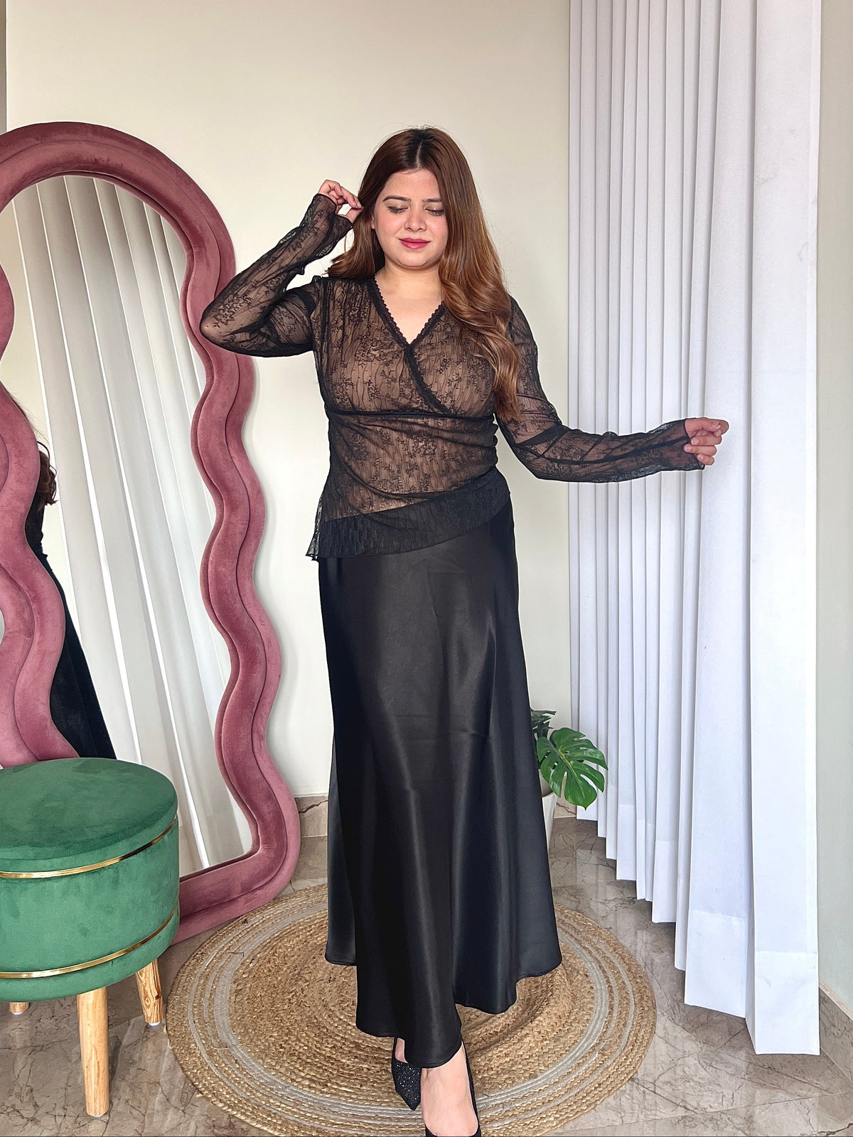GOLDIE SATIN SKIRT