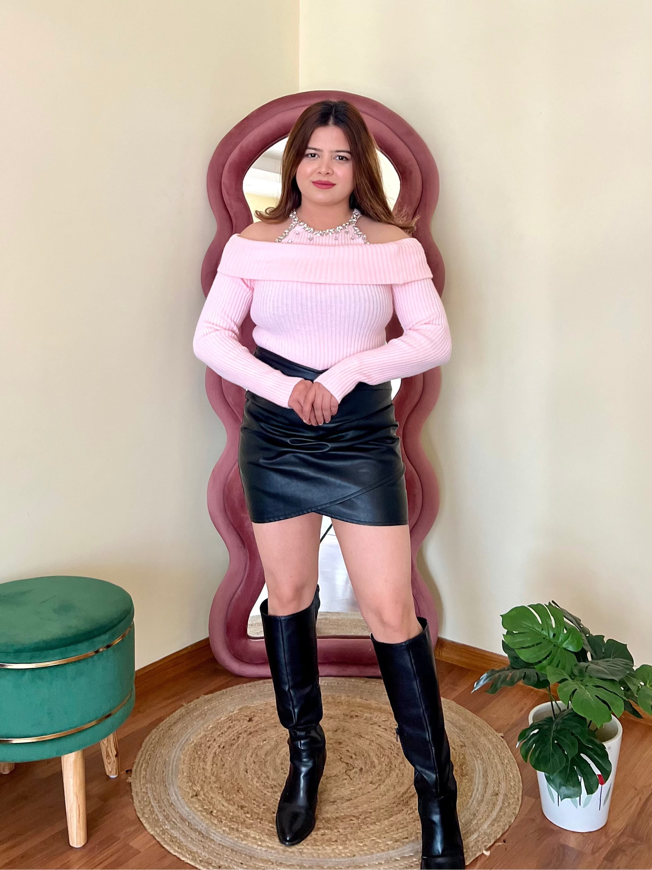 MILO COLD SHOULDER TOP