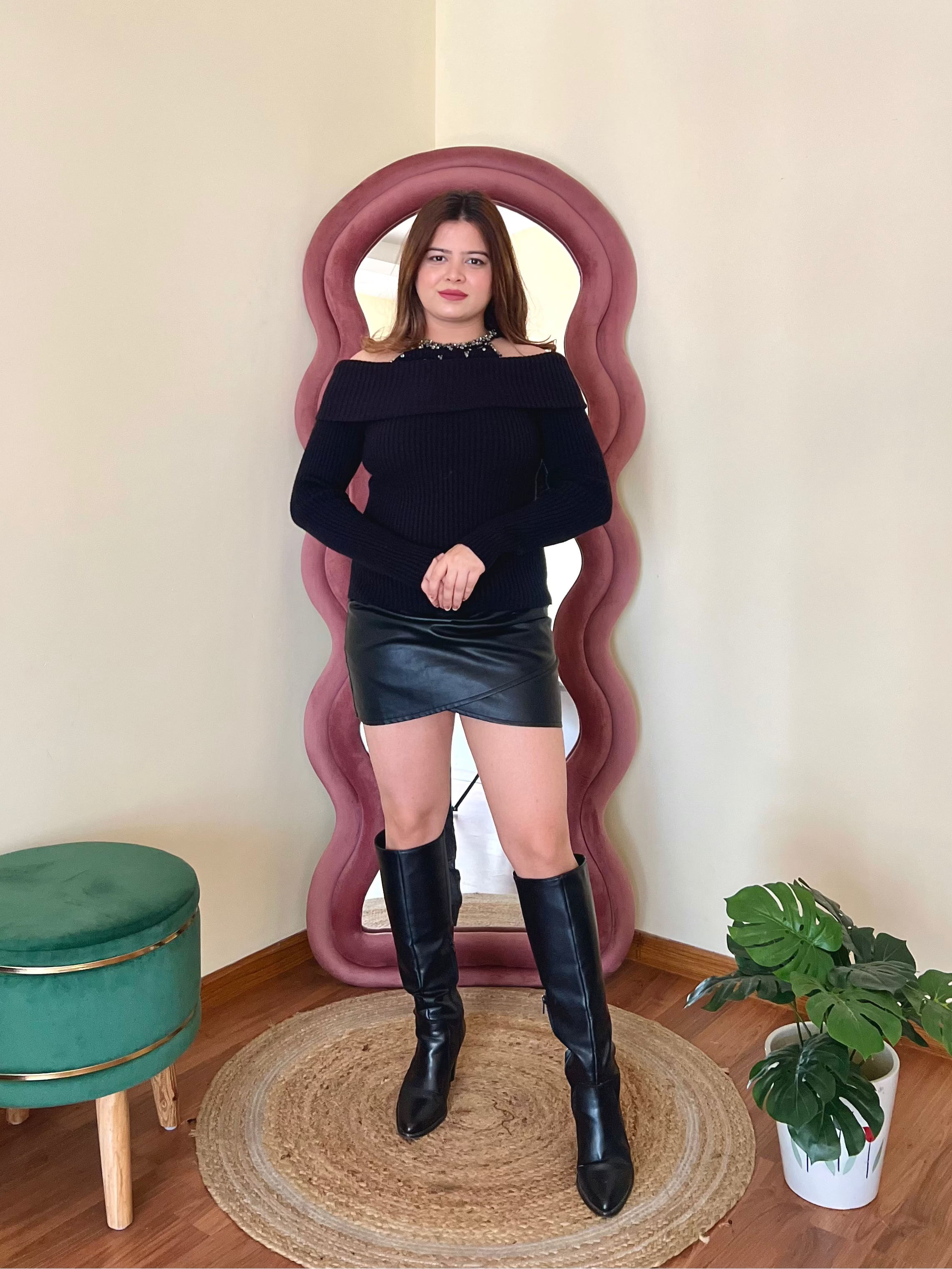 MILO COLD SHOULDER TOP