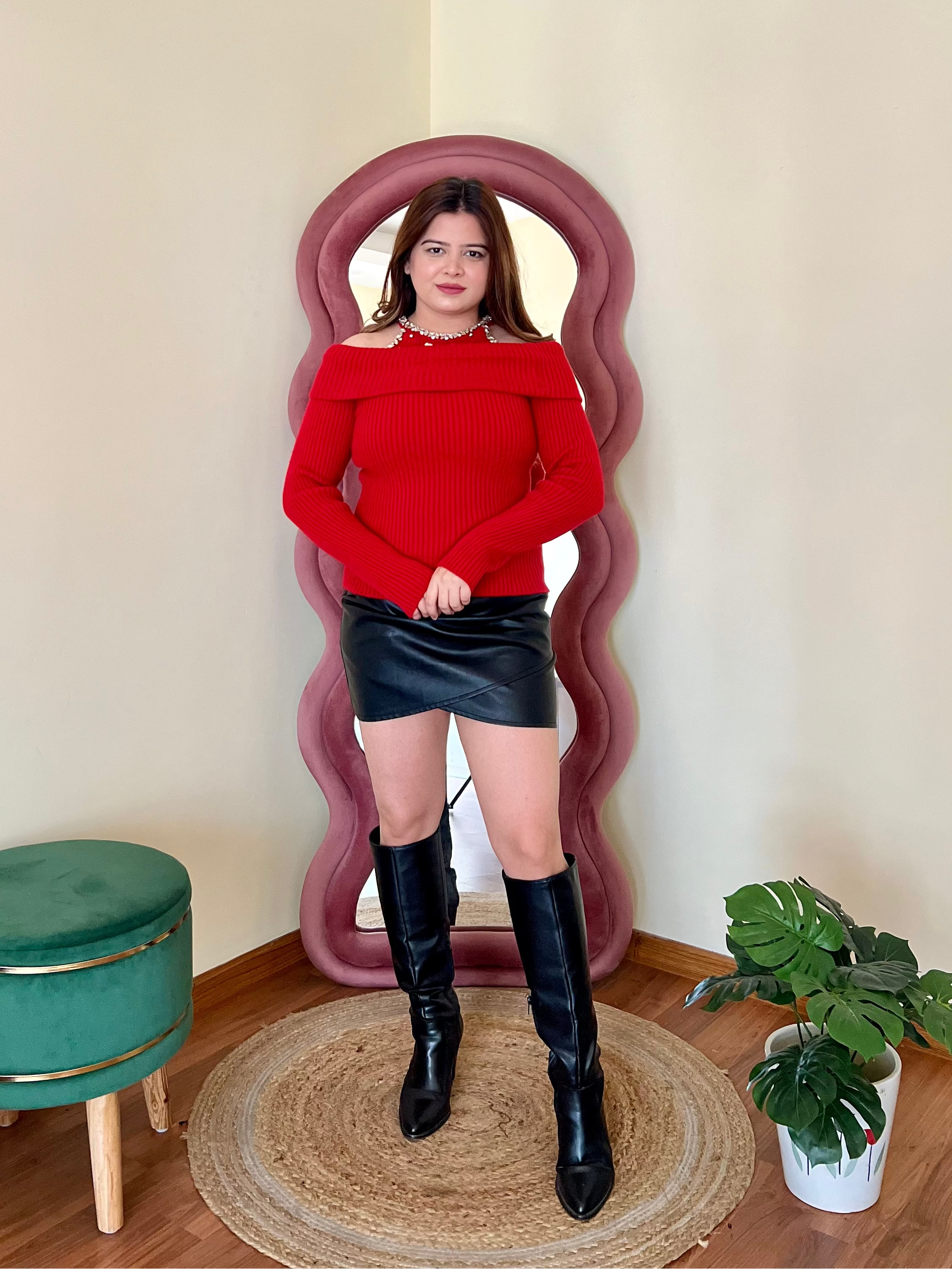 MILO COLD SHOULDER TOP