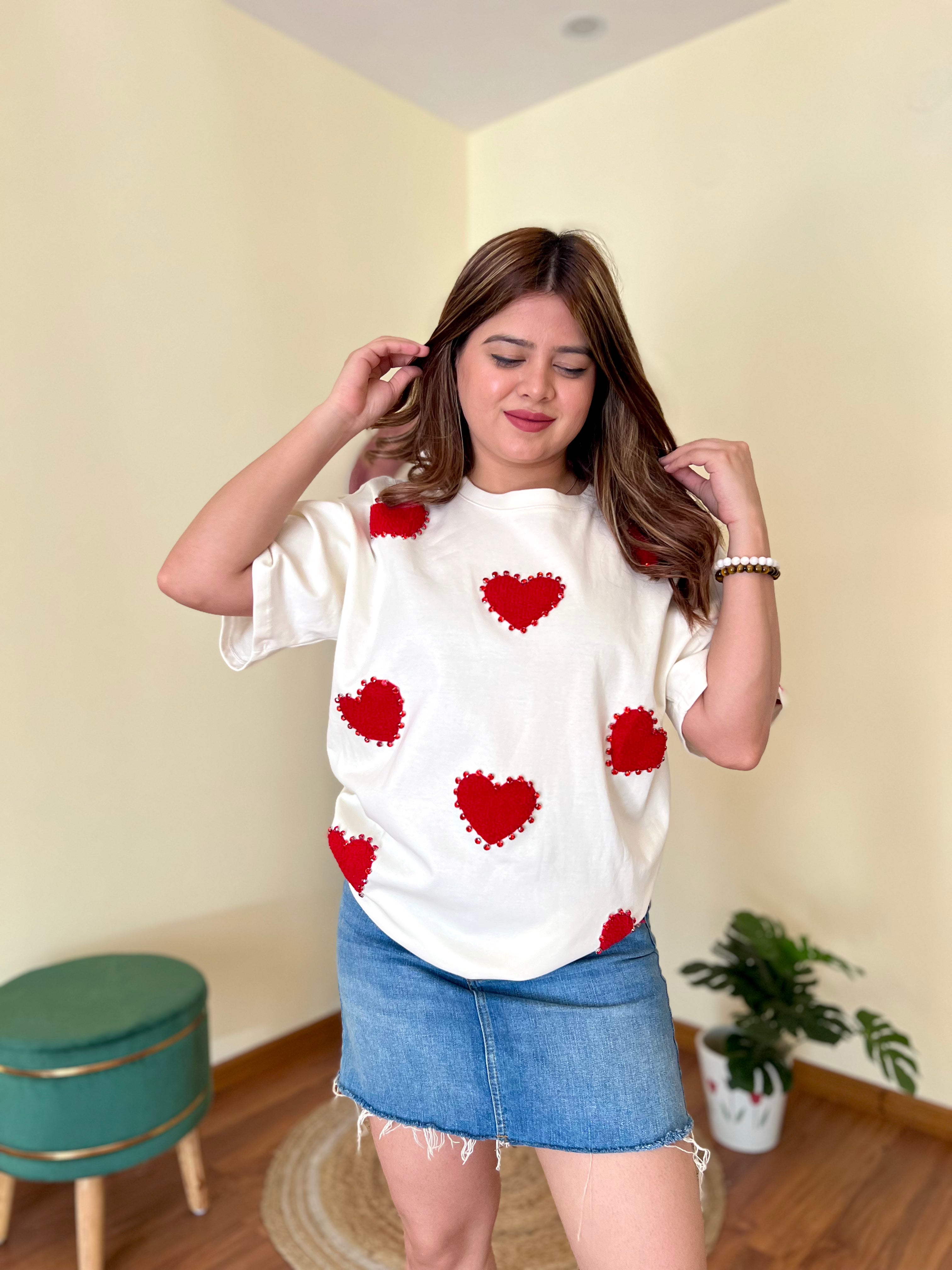 CARLO HEART EMBELISHED T-SHIRT