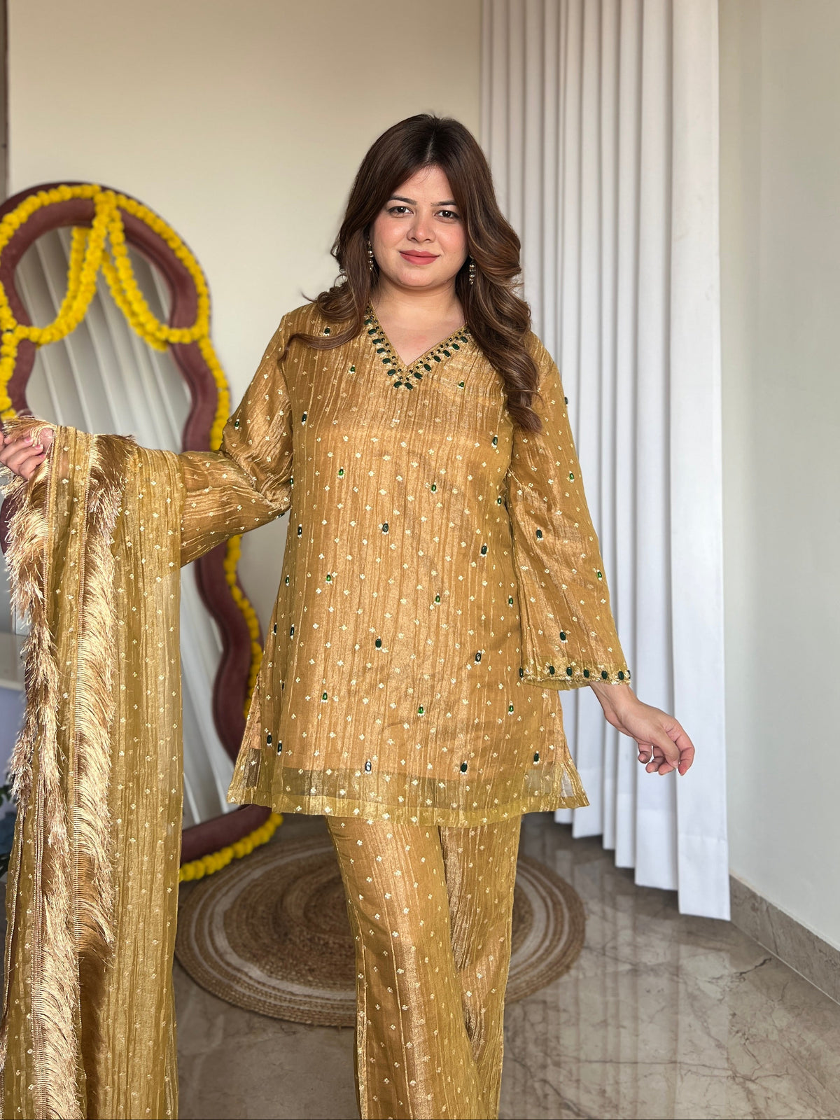 SUNEHRI 4PC SUIT